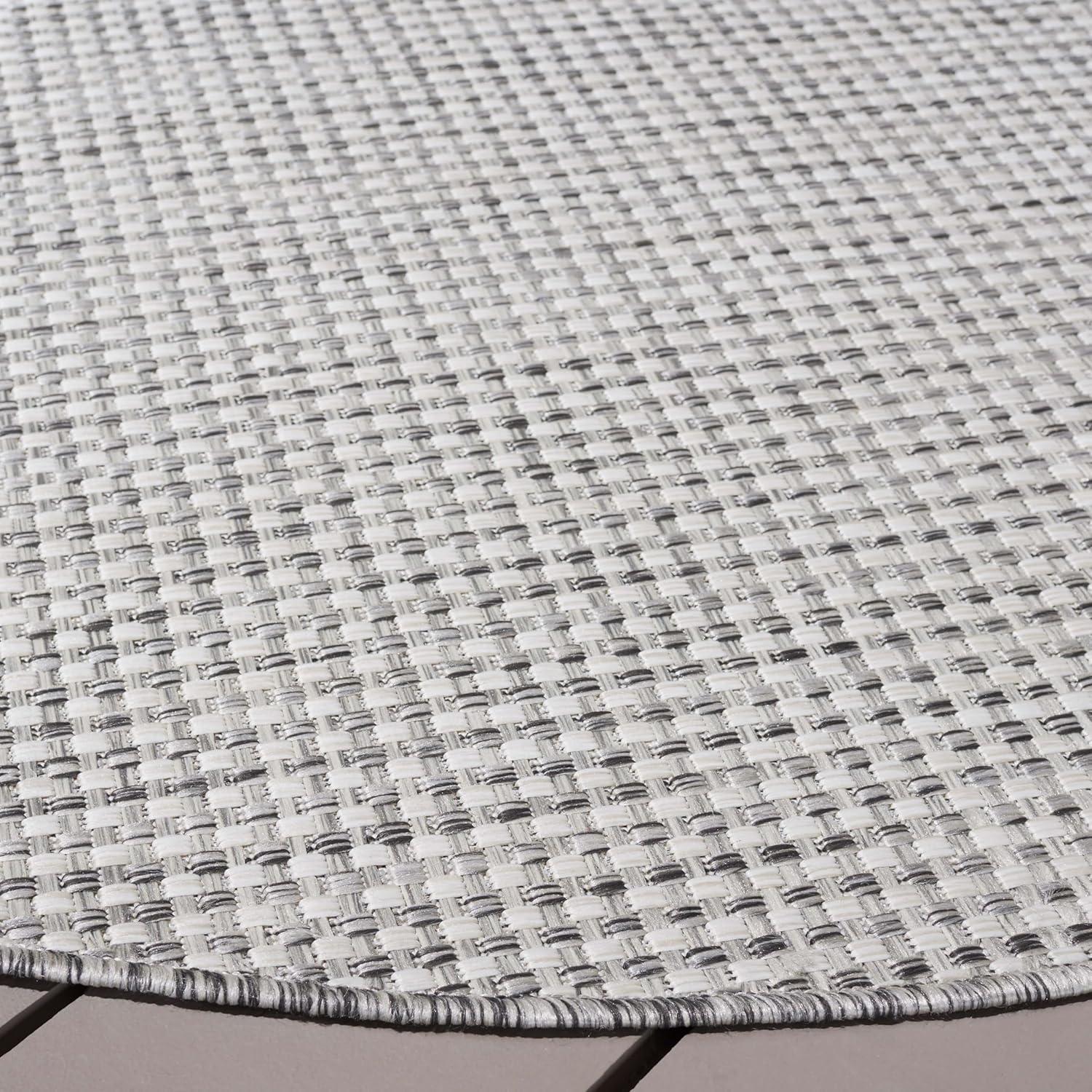Courtyard CY8022 Power Loomed Indoor and Outdoor Area Rug - Grey/Navy - 8'x10' - Safavieh