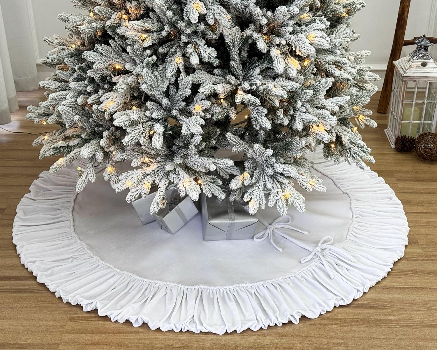 Hubbert Plush Velvet Christmas Textile Collection