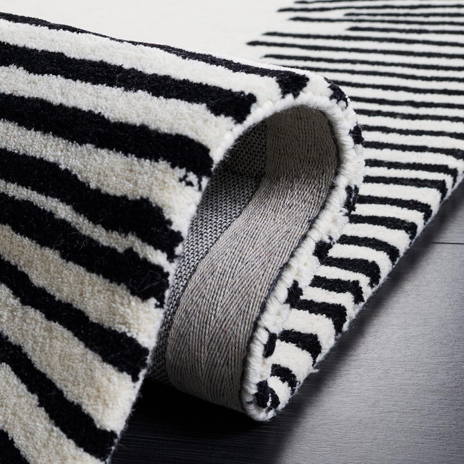 Fifth Avenue FTV129 Hand Tufted Indoor Area Rug - Ivory/Black - 8'x10' - Safavieh