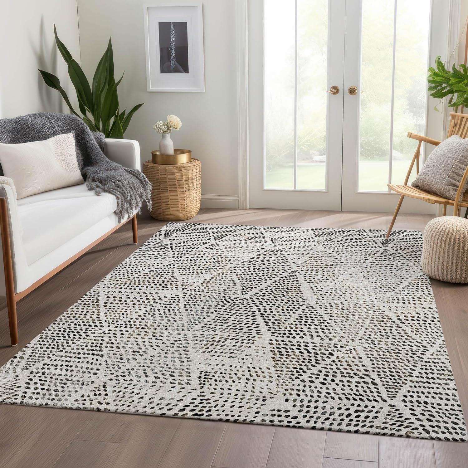 Ivory Diamond Pattern Washable Synthetic Rectangular Rug 2'6" x 3'10"