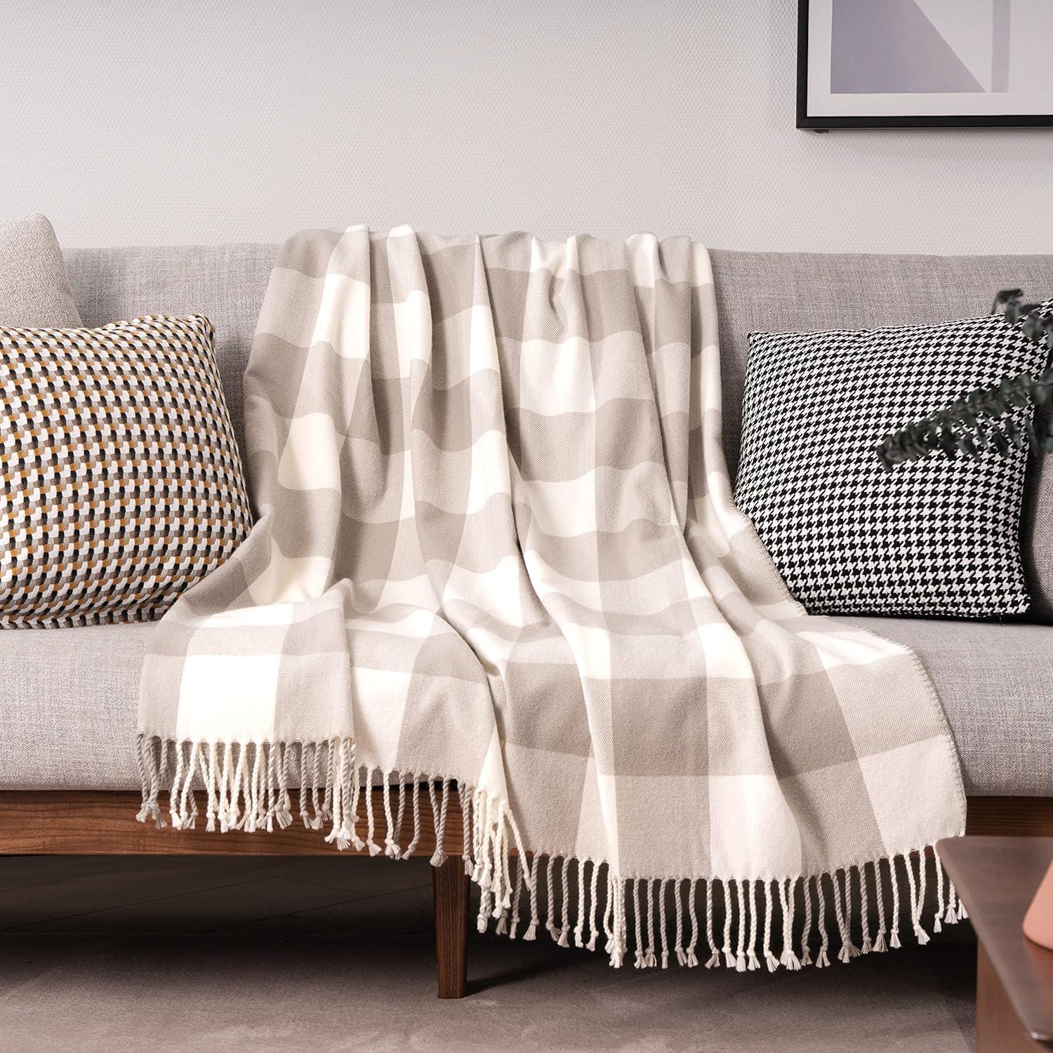 Light Grey Wool Checkered Throw Blanket with Fringes, 50x60