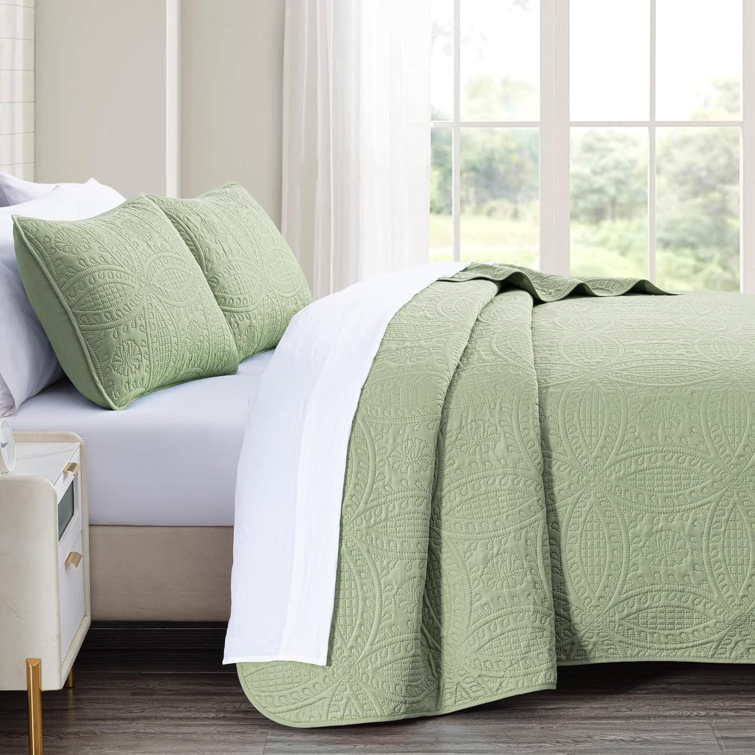 Chezmoi Collection Austin Microfiber Reversible 3-Piece Coverlet / Bedspread Set