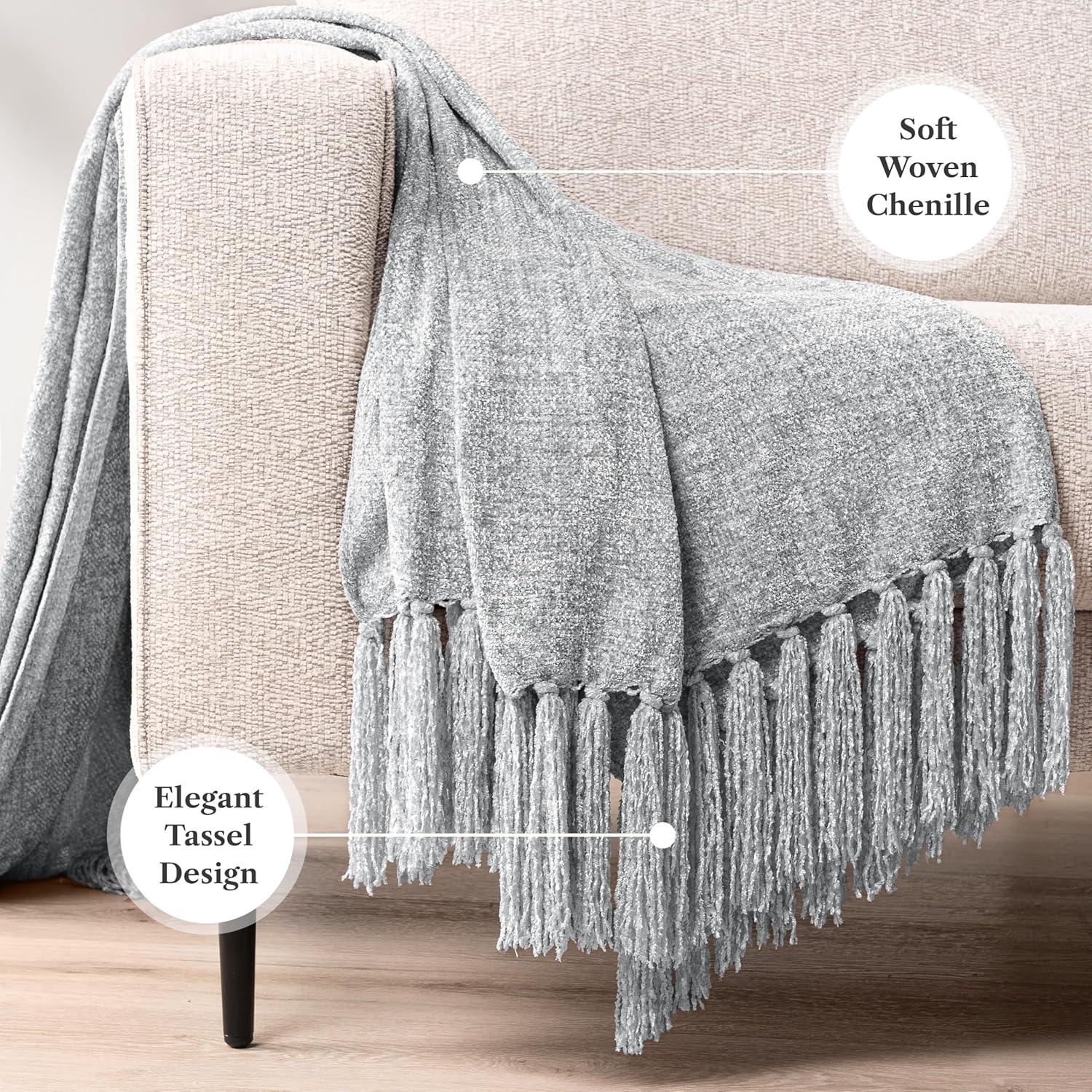 Pavilia Throw Blanket