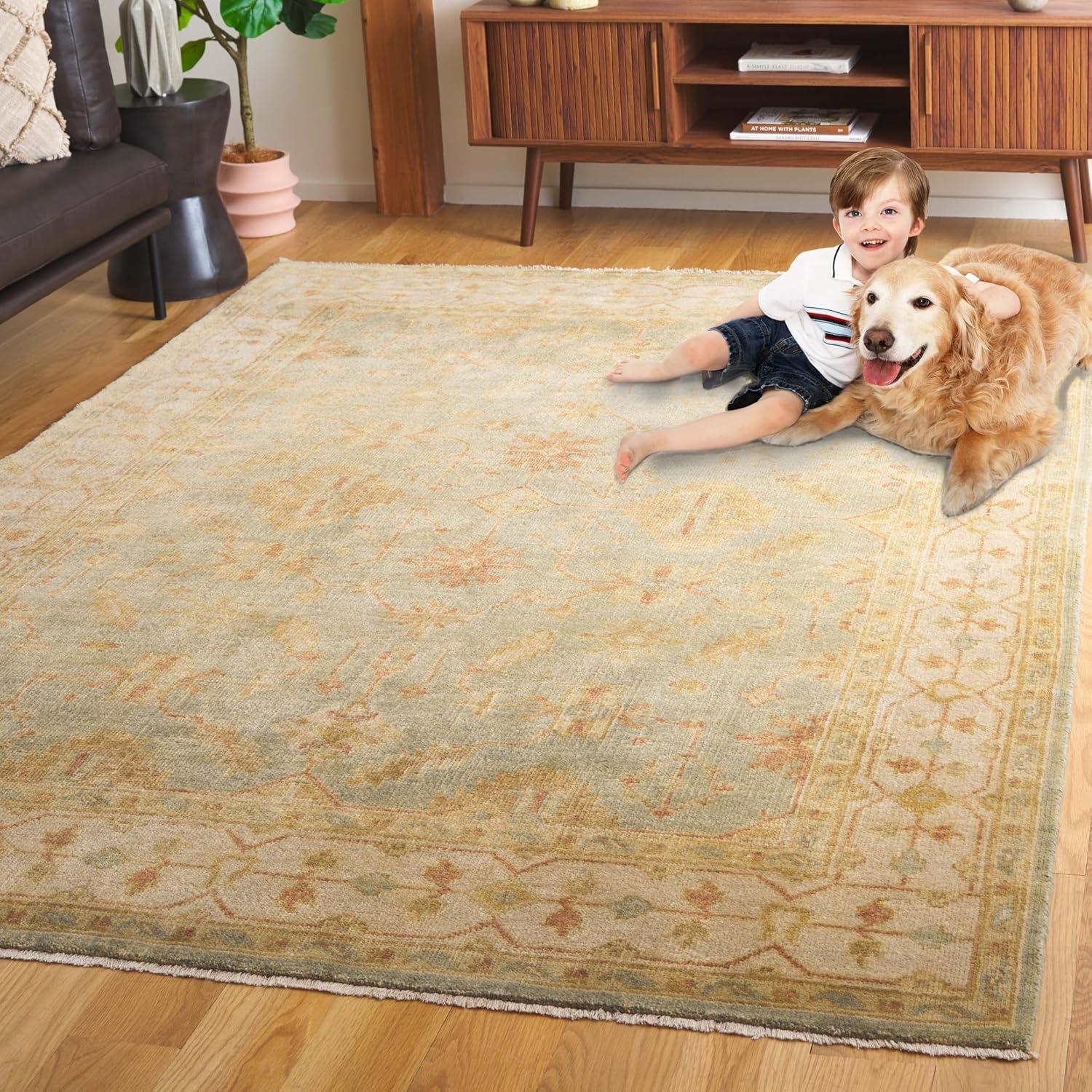 Oushak OSH141 Hand Knotted Area Rug - Soft Green/Ivory - 4'x6' - Safavieh.