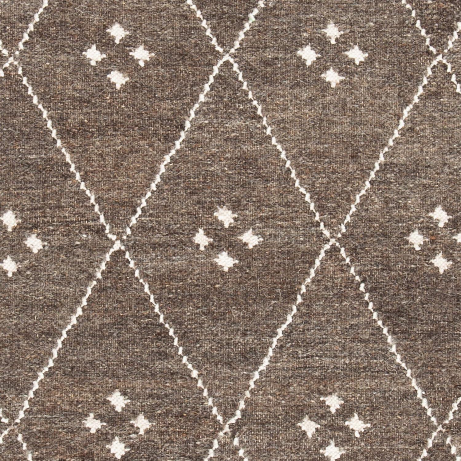 Natural Kilim NKM316 Hand Woven Area Rug - Brown/Ivory - 3'x5' - Safavieh.
