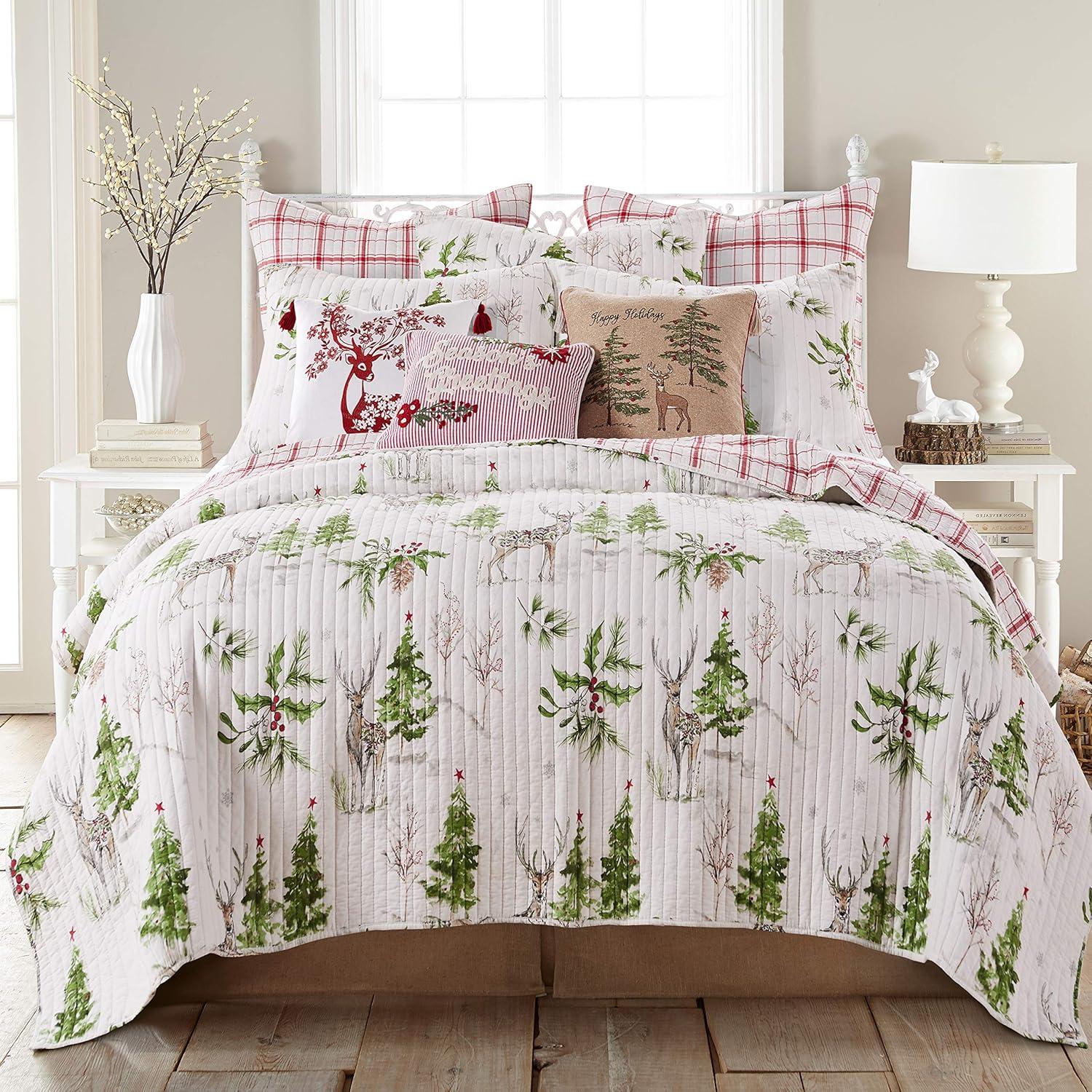 Villa Lugano Sleigh Bells by Levtex Home - Decorative Pillow (14x18in.) - Season's Greetings - Red, White, Green