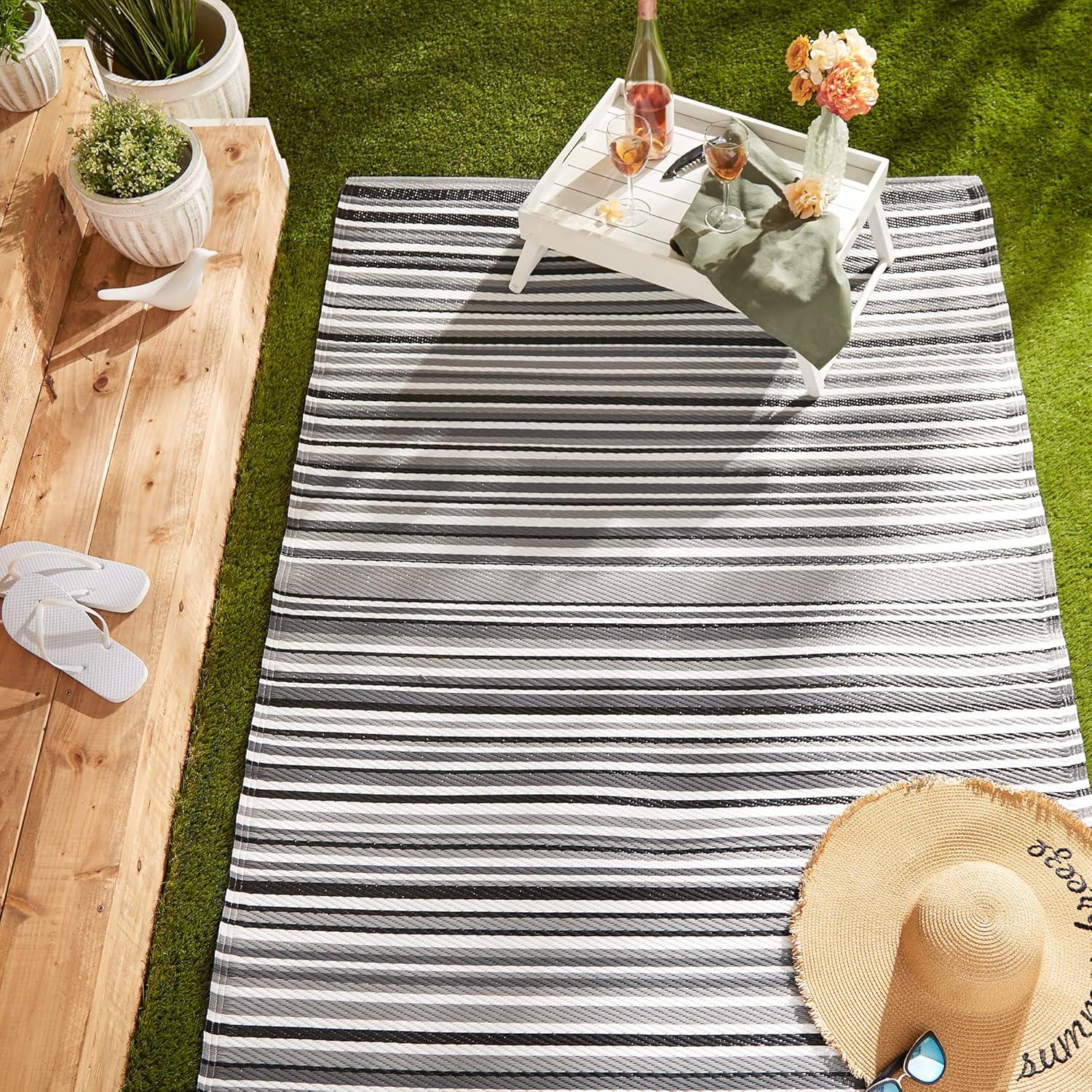 Urban Multi-Tone Stripe Reversible Synthetic Rug 4' x 6'