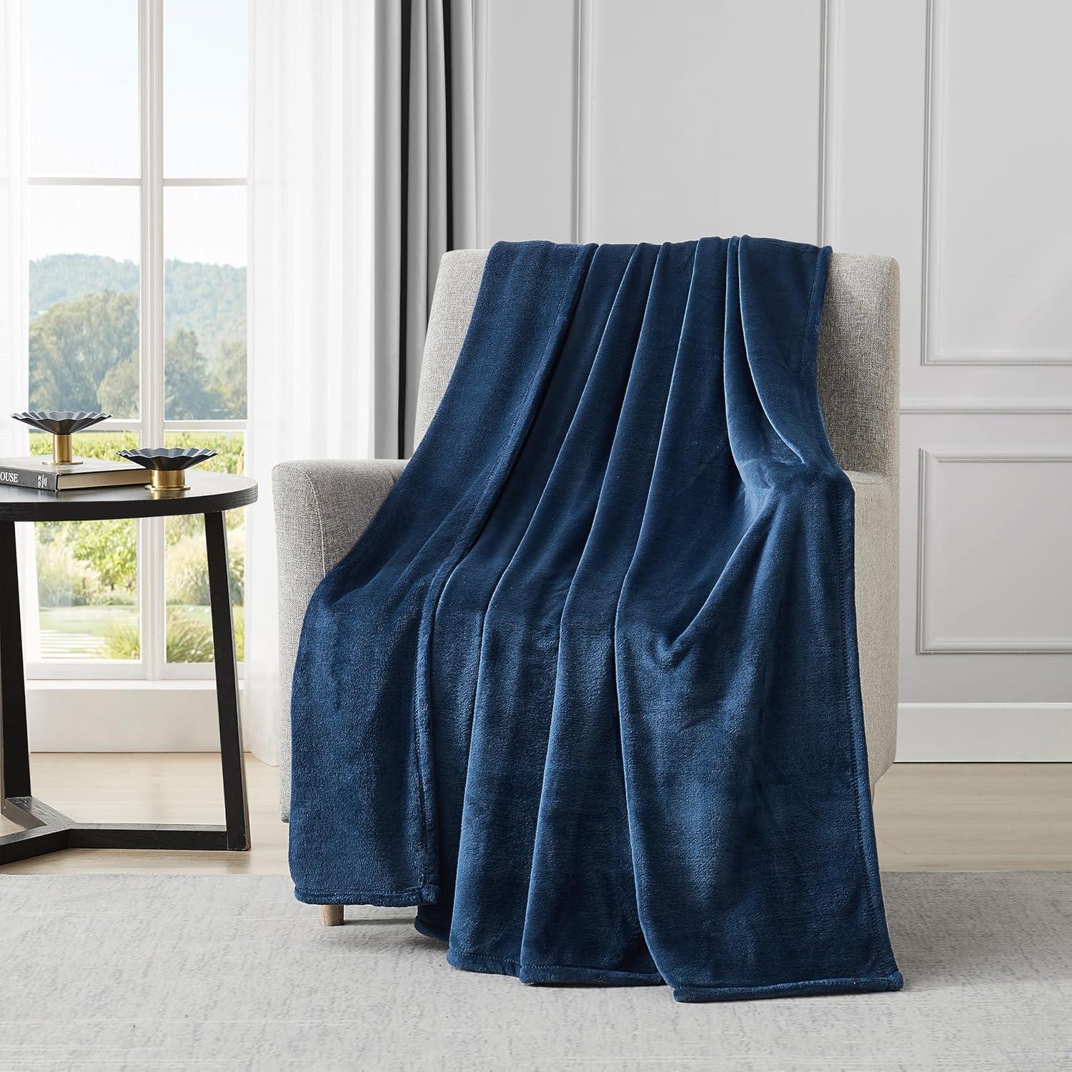 Casual Living, Blanket, 32594