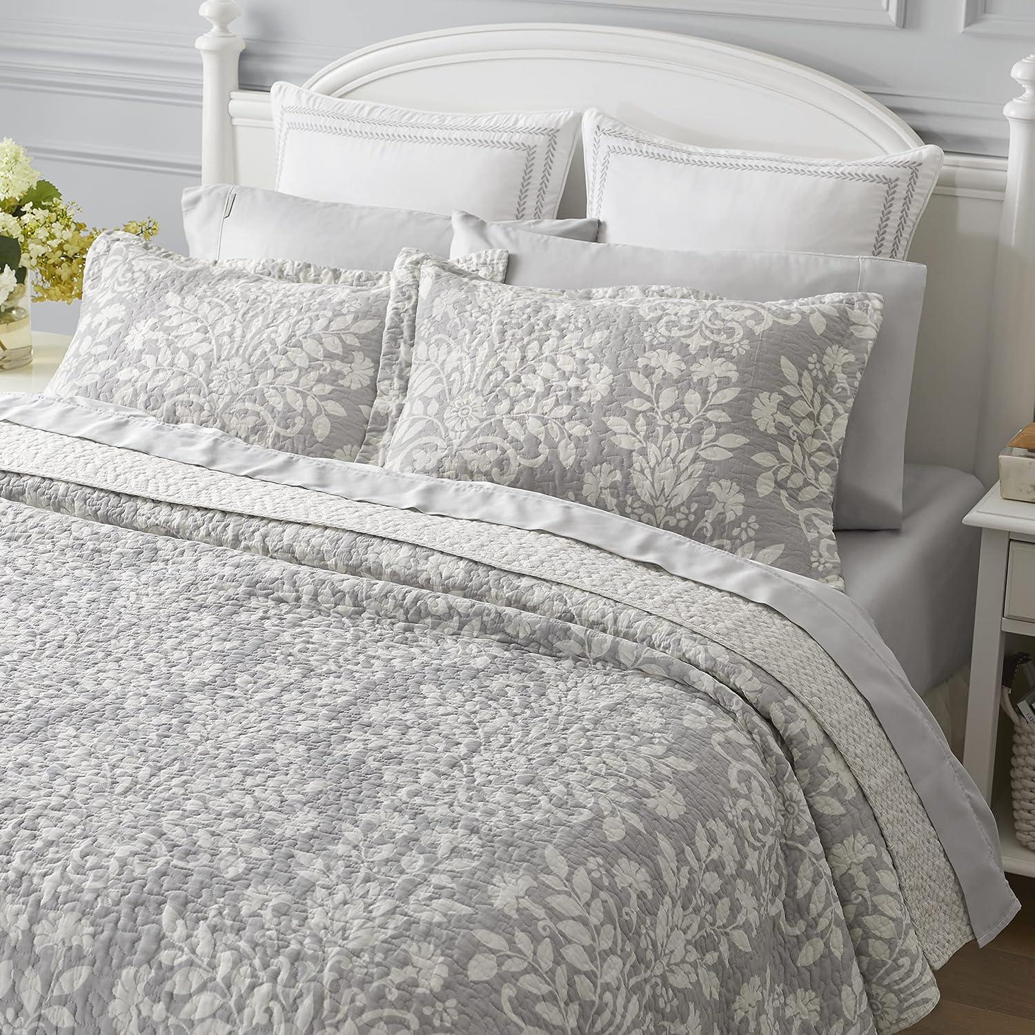 Gray Cotton Reversible Full Quilt Set with Shams