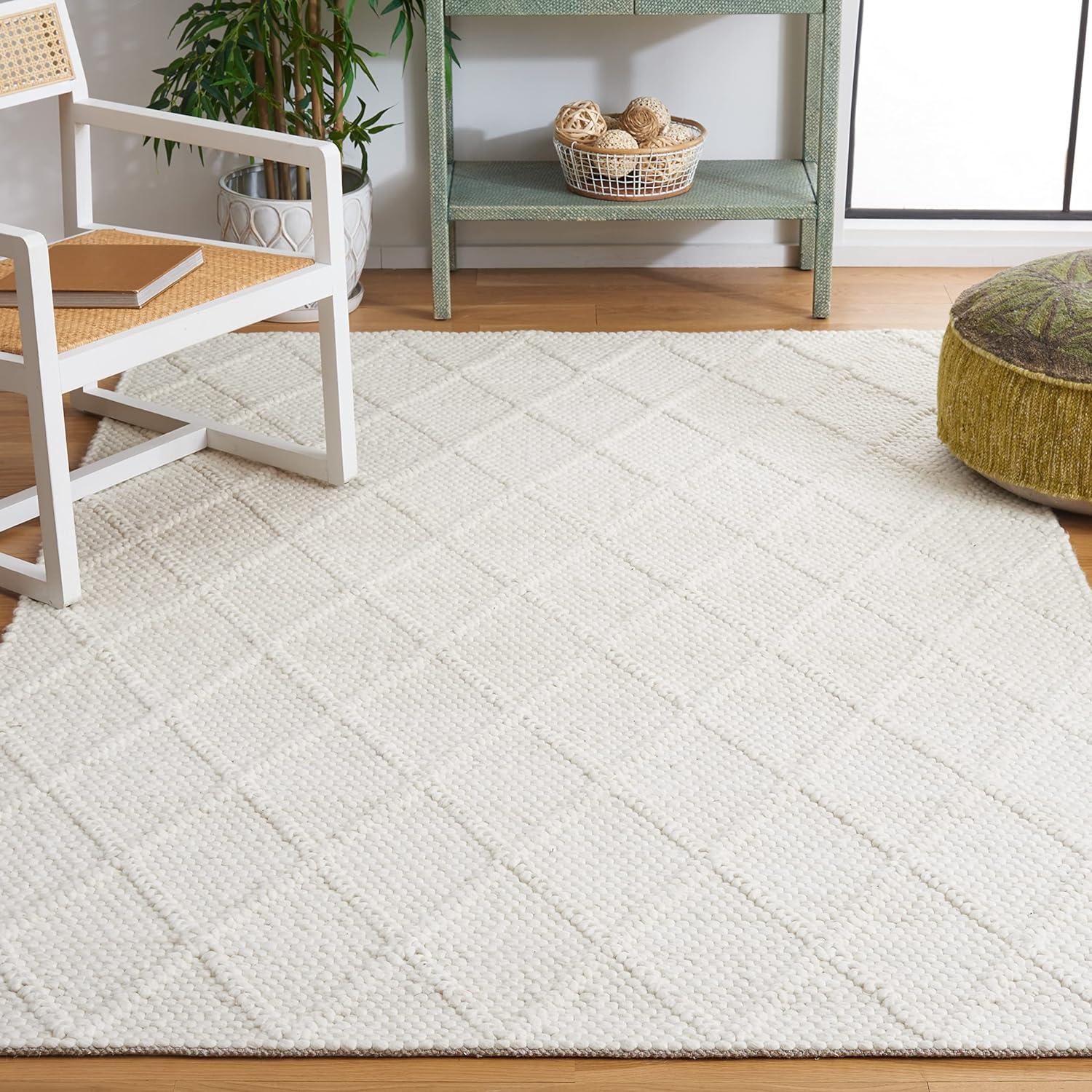 SAFAVIEH Natura Tracery Geometric Area Rug, Ivory, 4' x 4' Square