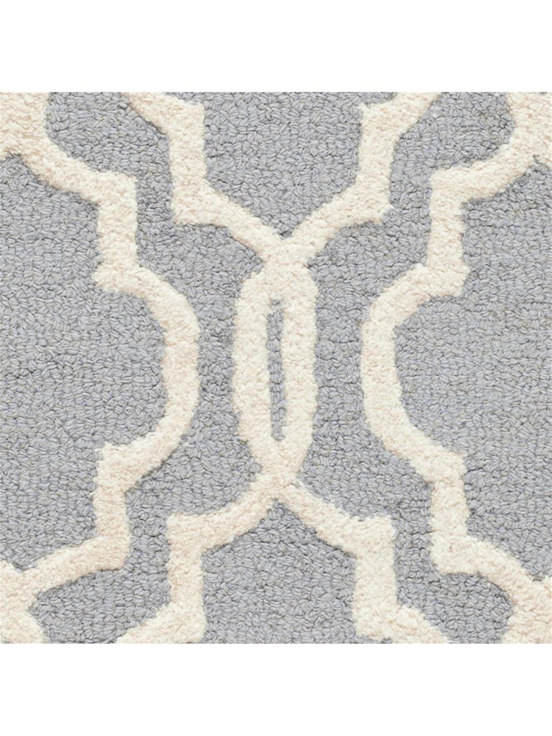 Cambridge CAM131 Tufted Indoor Runner Rug - Silver/Ivory - 2'6"x16' - Safavieh