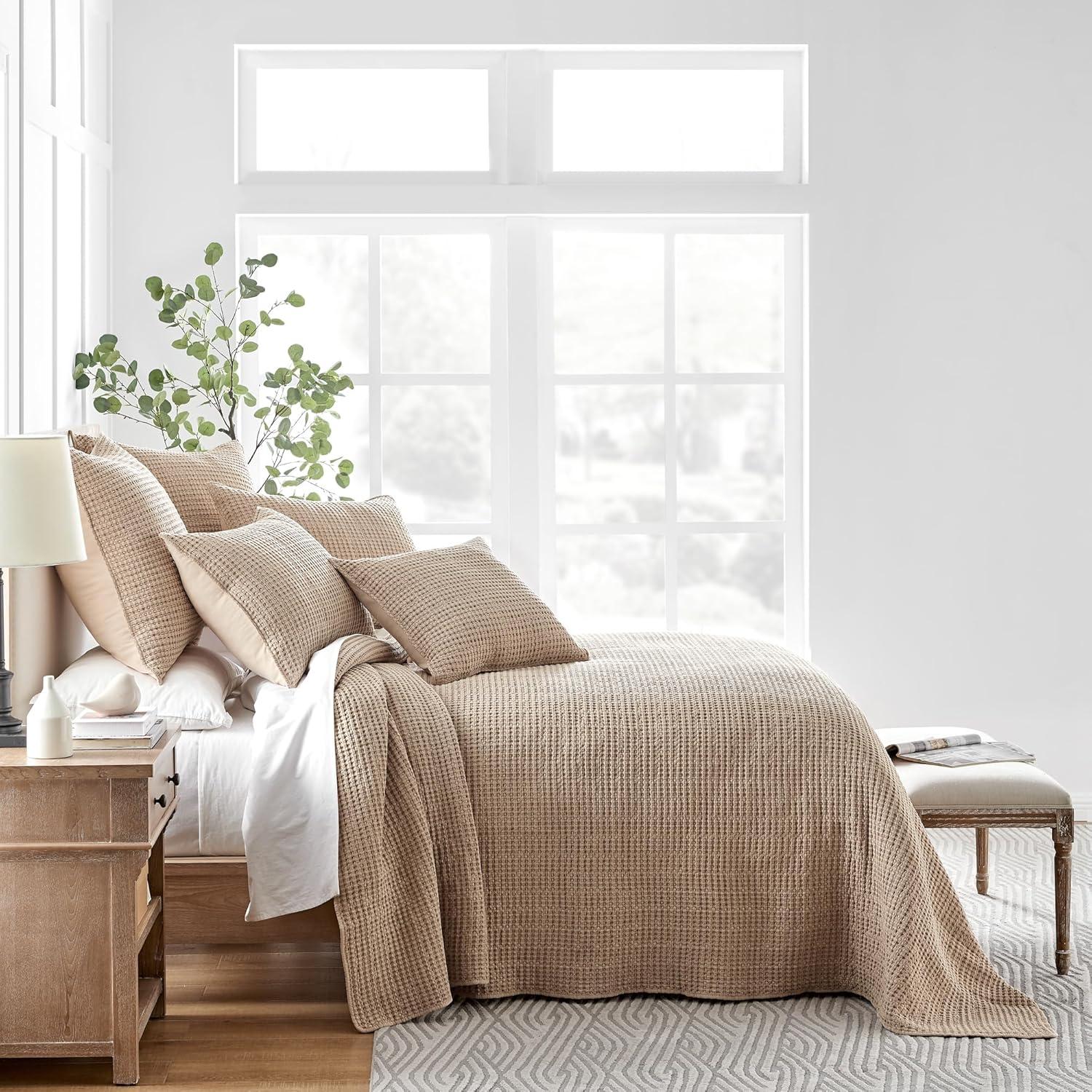 Mills Waffle Blush Bedspread Set - Full Bedspread and Two Standard Pillow Shams - Levtex Home