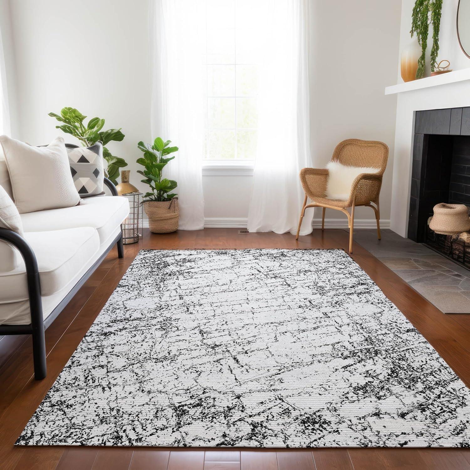 Black and White Synthetic Flat Woven Washable Rug