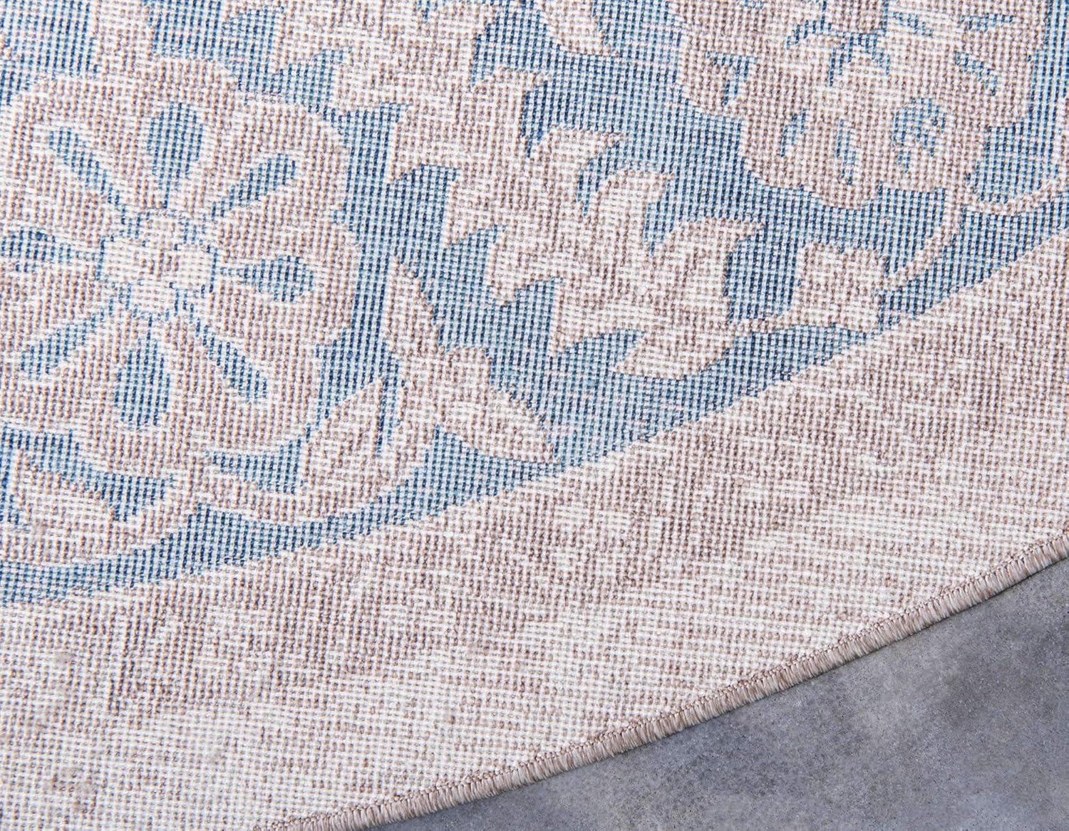 Unique Loom 4' 1 x 4' 1 Round Cream Salzburg Altstadt Area Rug