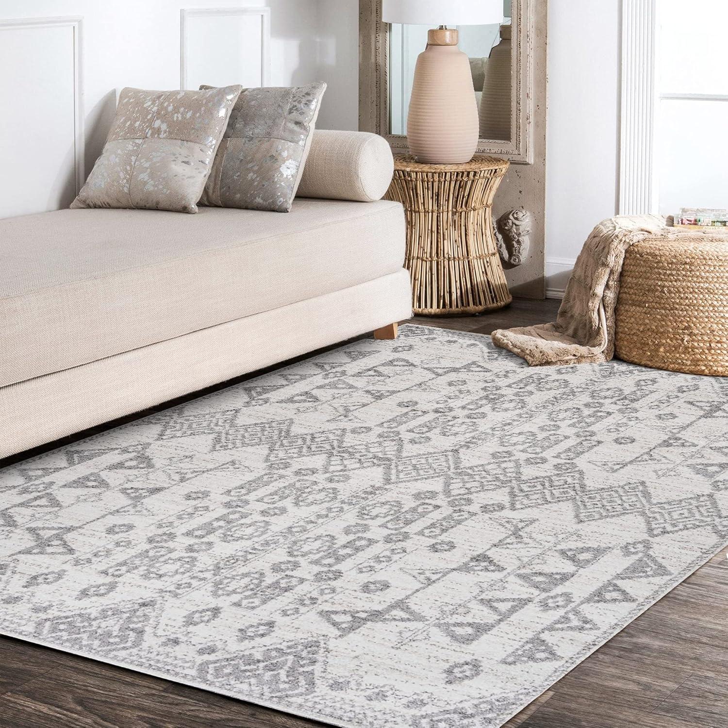 3'x5' Idris  Diamond Geometric Area Rug, Gray/Beige - JONATHAN Y