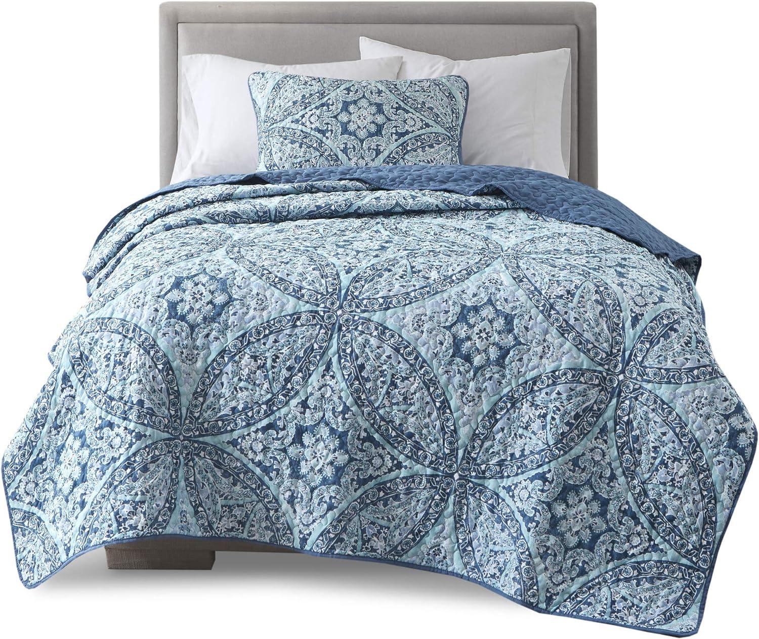 Gloria Damask Aqua Twin Reversible Microfiber Quilt Set