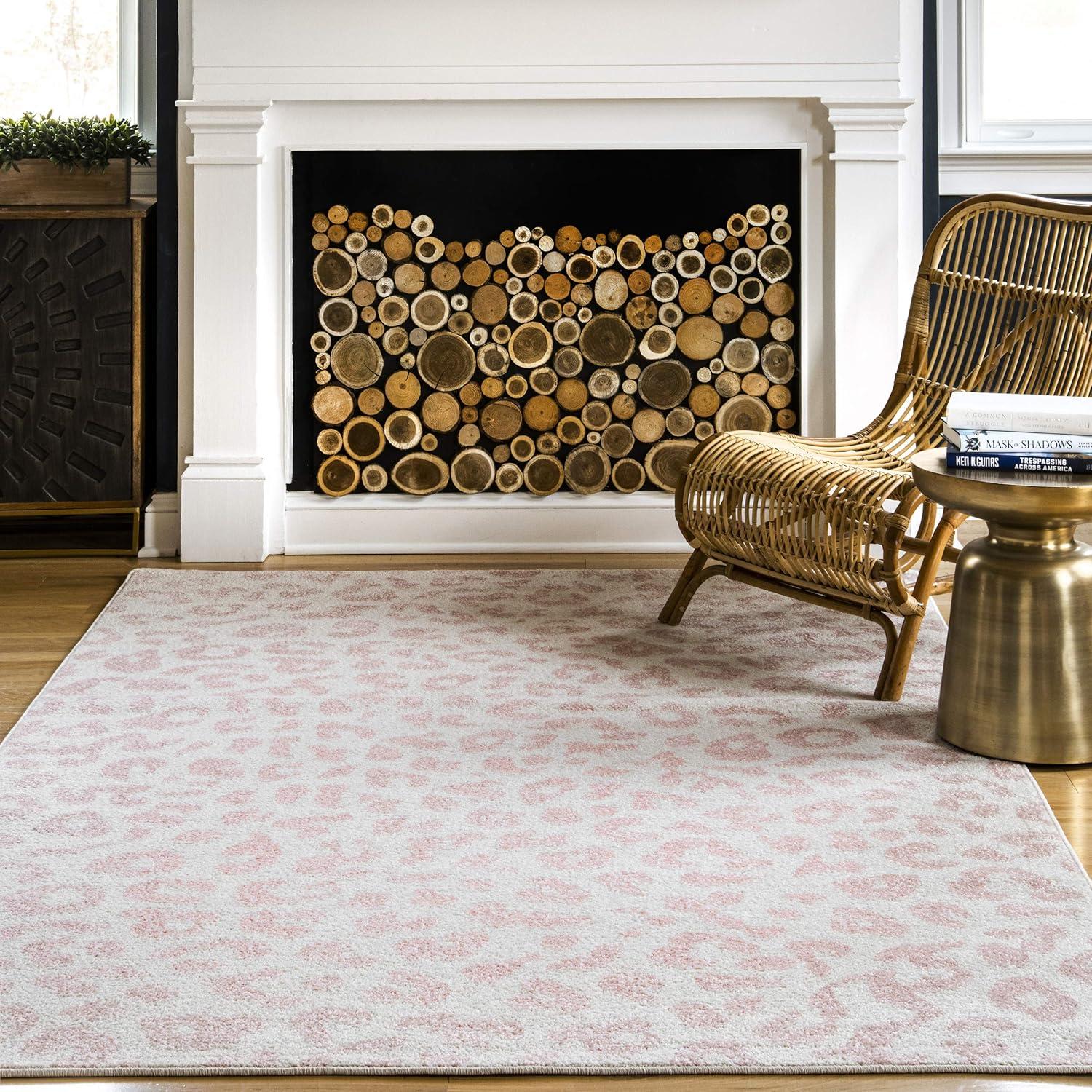 Reversible Baby Pink Leopard Print Synthetic Rug, 5' x 7'