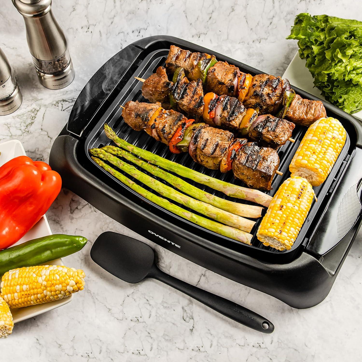 OVENTE Electric Indoor Grill with 13"x10" Nonstick Cooking Surface, 1000W Power, Black GD1632NLB