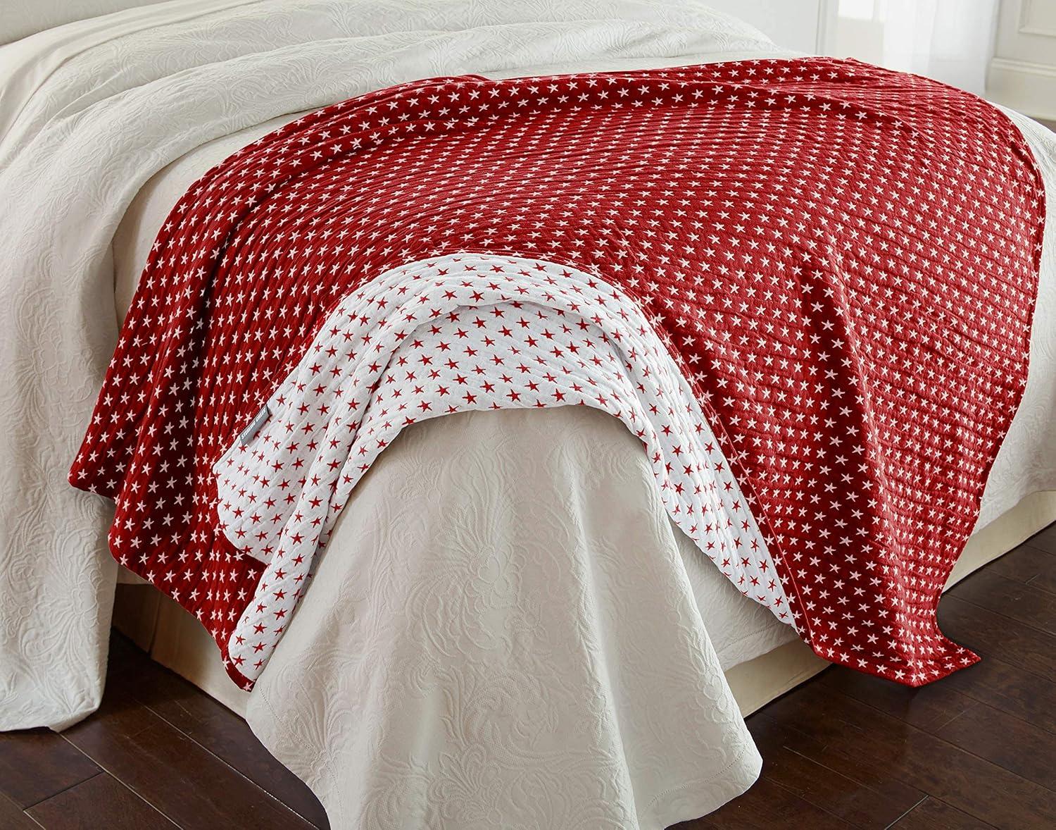 Sterling Creek Dawson Red White Star Muslin Blanket Three Layers Lightweight Cotton Gauzy Blanket Queen