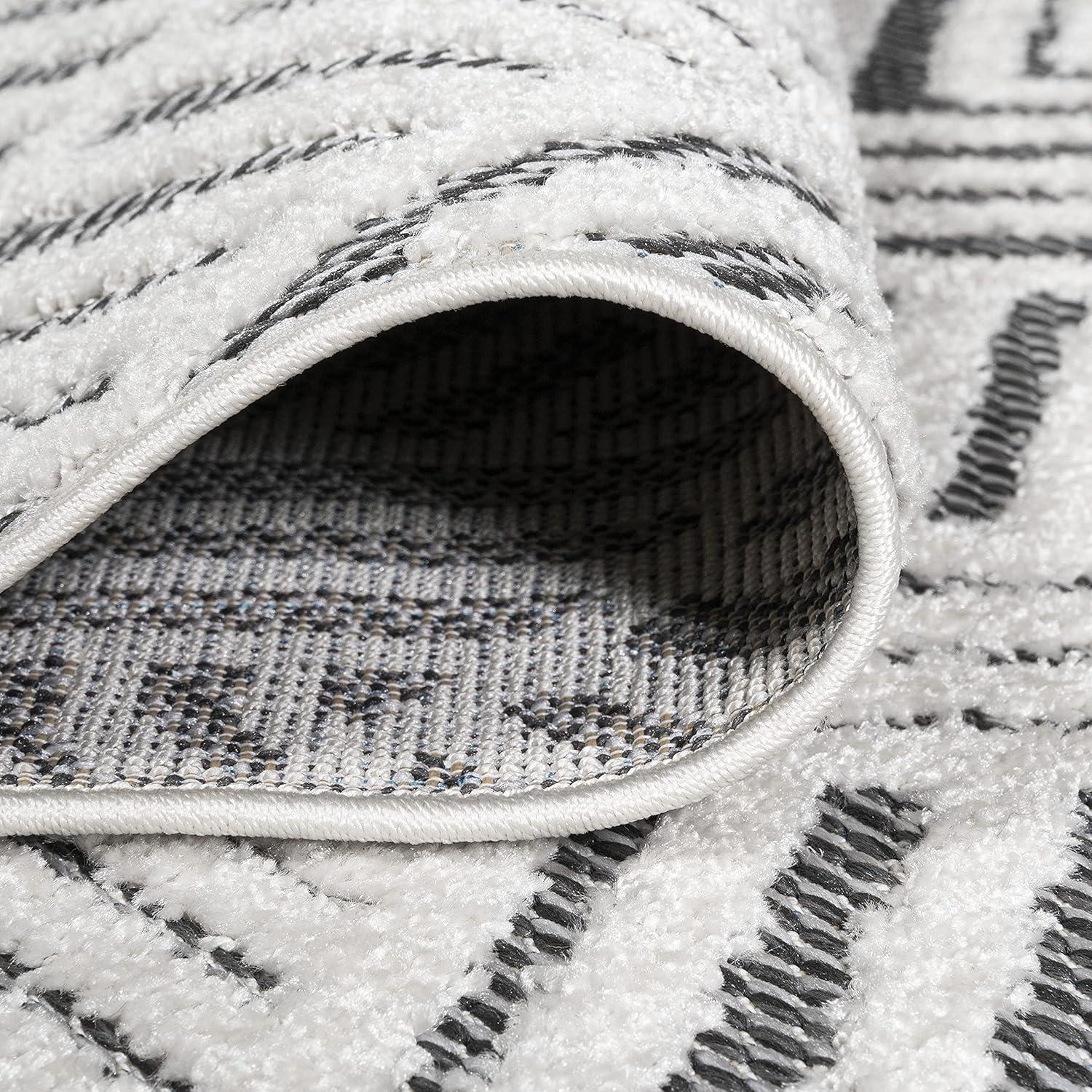 4'x6' Jordan High-Low Pile Art Deco Geometric Indoor/Outdoor Area Rug, White/Black - JONATHAN Y