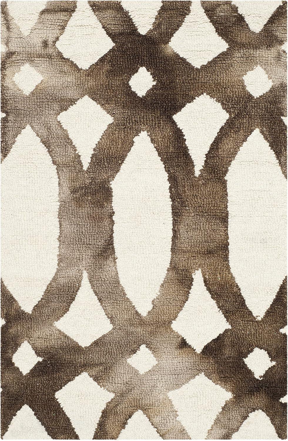 Dip Dye DDY675 Hand Tufted Area Rug  - Safavieh