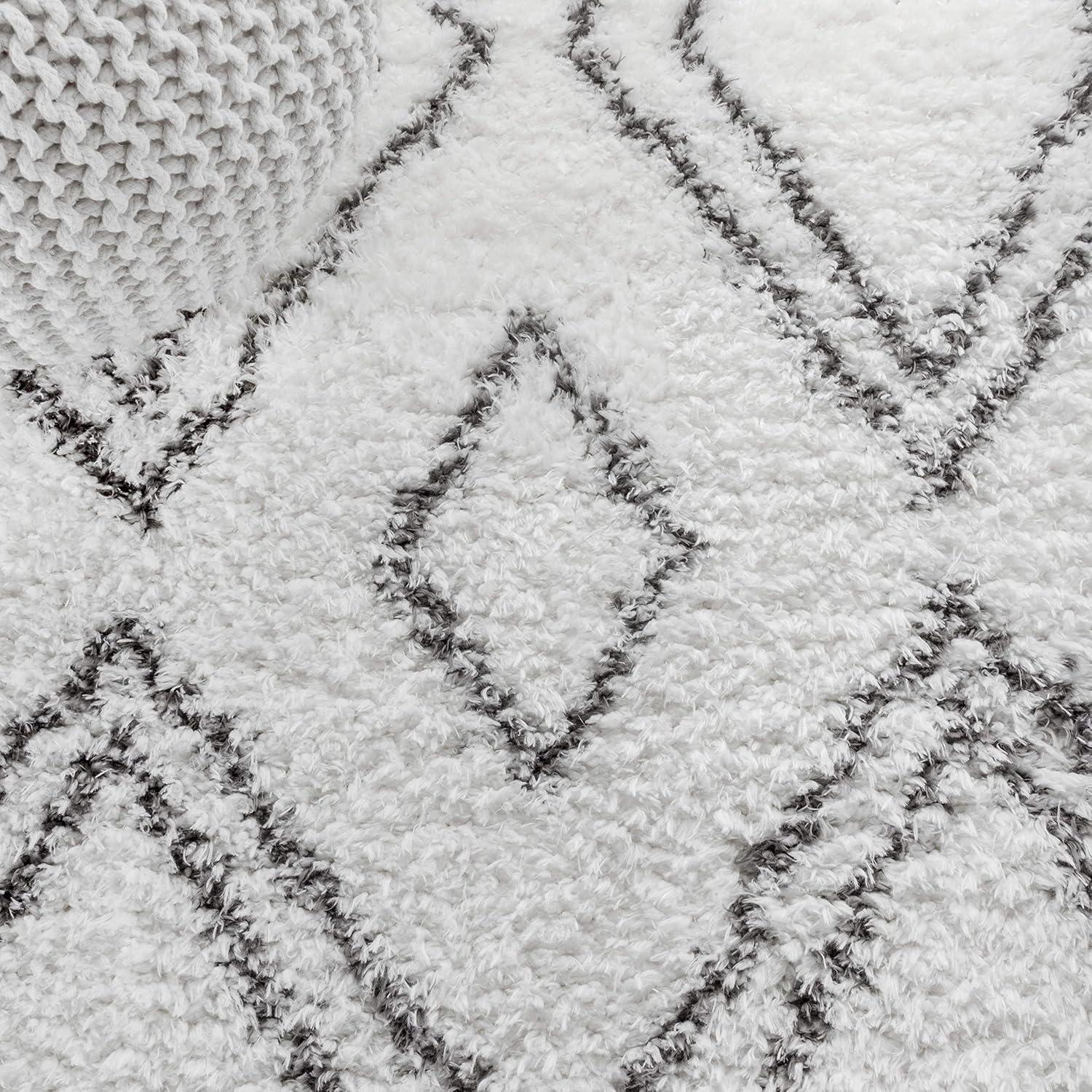 Ivory and Dark Gray Braided Diamond Shag Area Rug, 3 x 5 ft