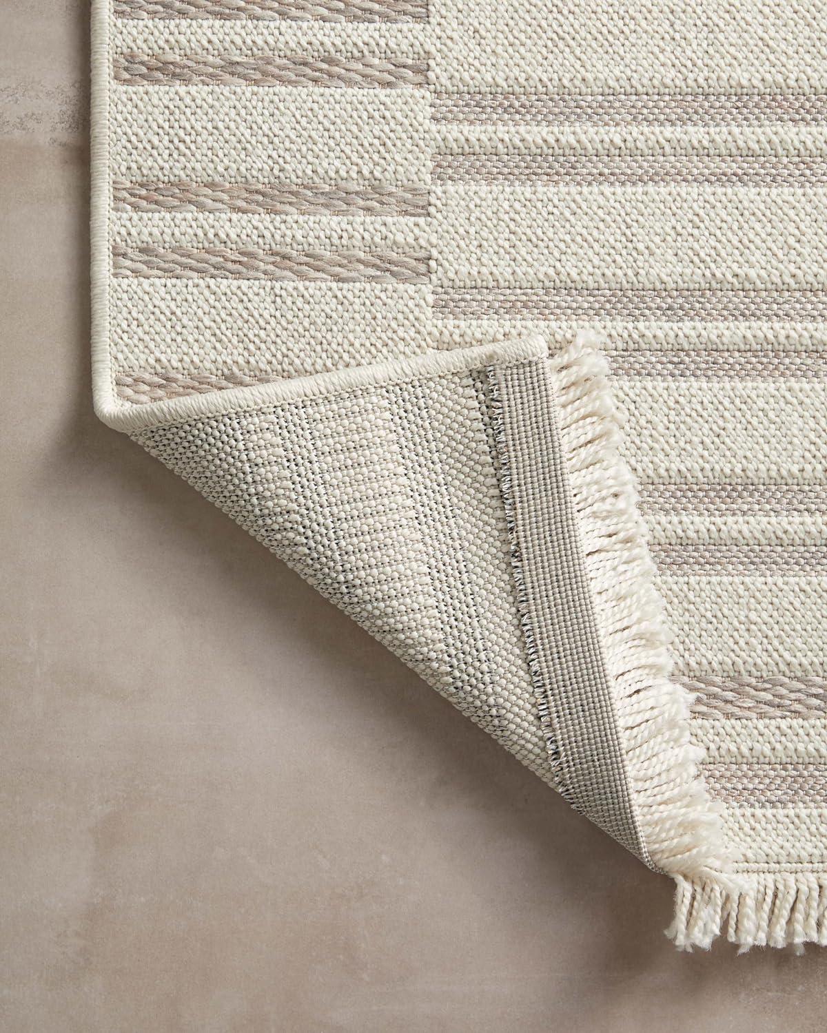 Malibu II Indoor / Outdoor Rug by Amber Lewis x Loloi - Ivory and Dove / 2'3" x 3'9"