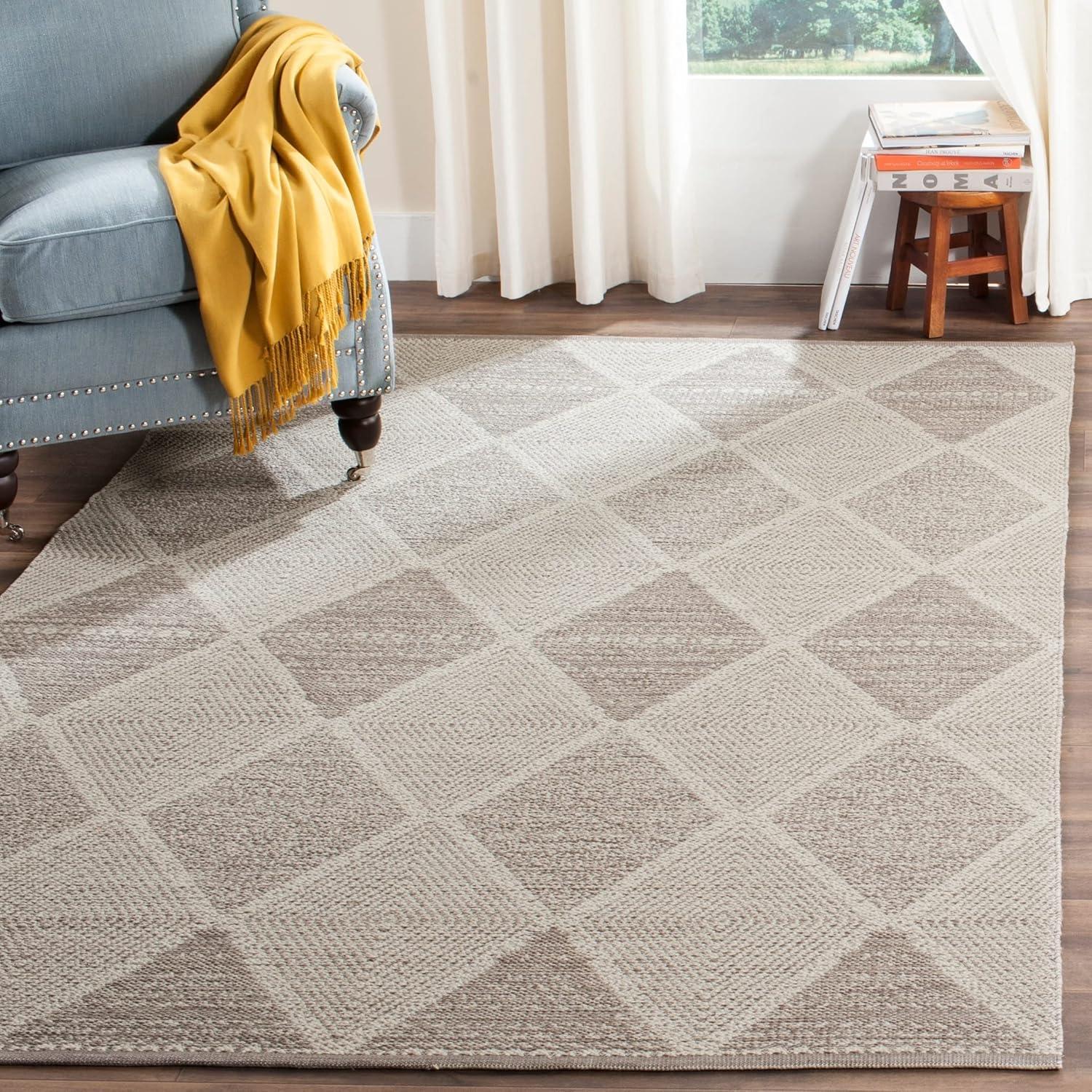 Montauk MTK822 Hand Woven Area Rug  - Safavieh