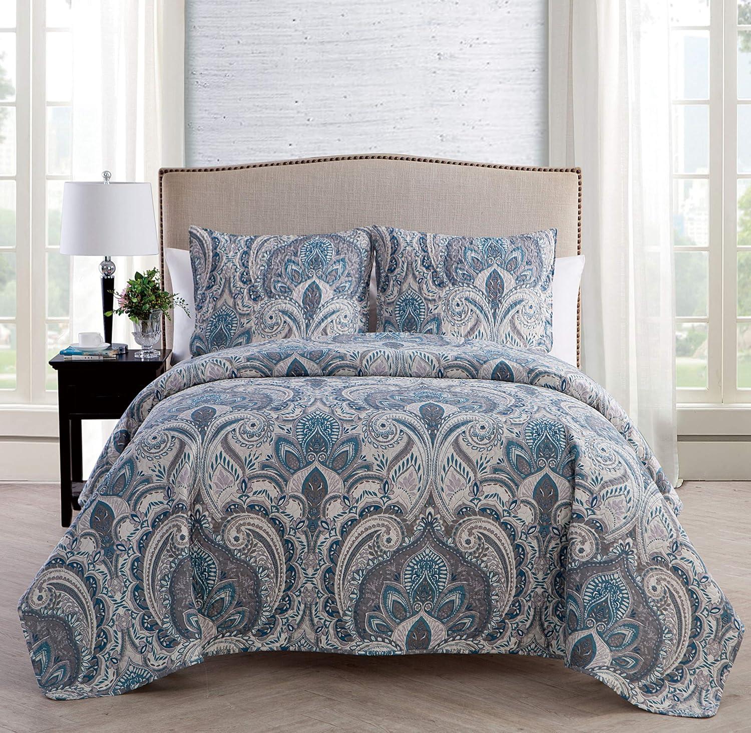 Pinsonic Lawrence 3-Piece Damask Quilt Set