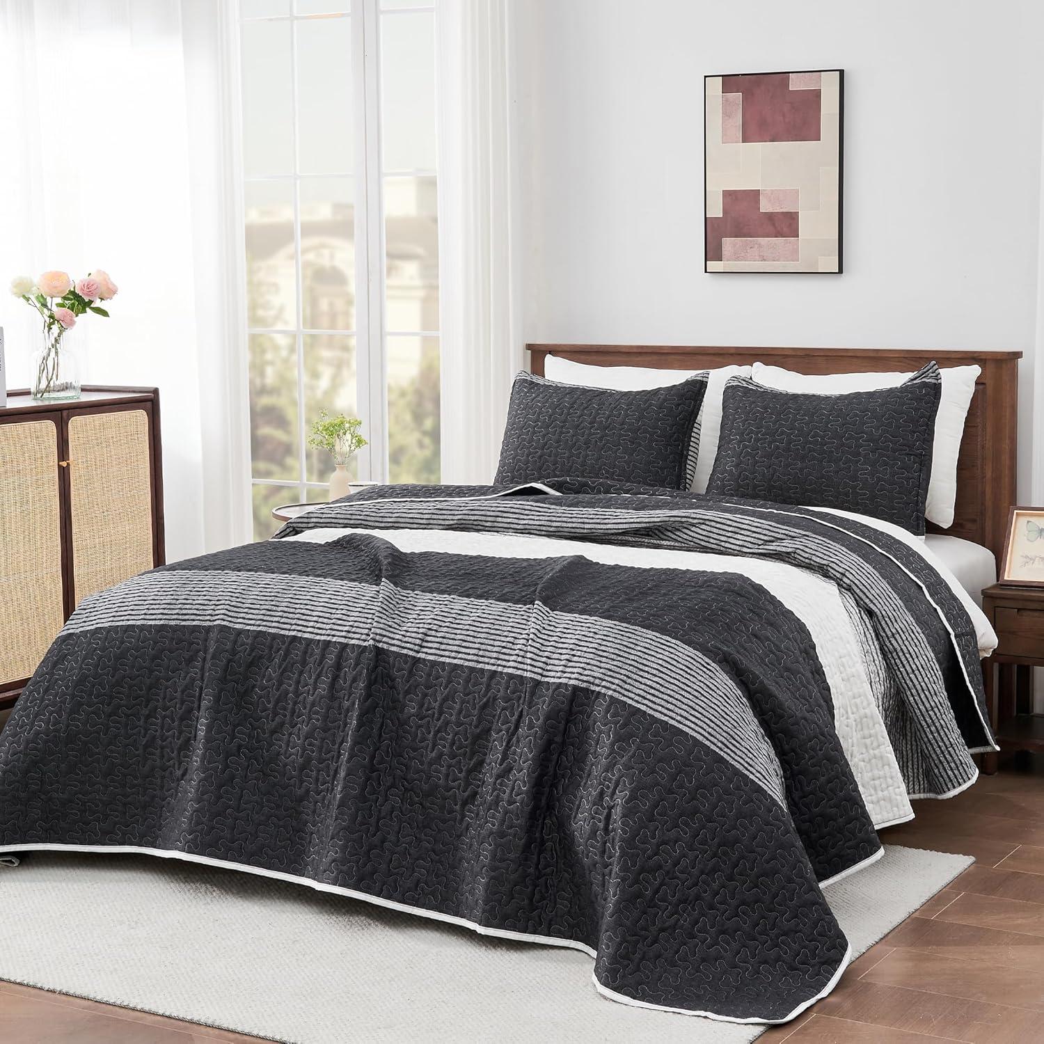 Twin Black and White Microfiber Striped Bedspread Set