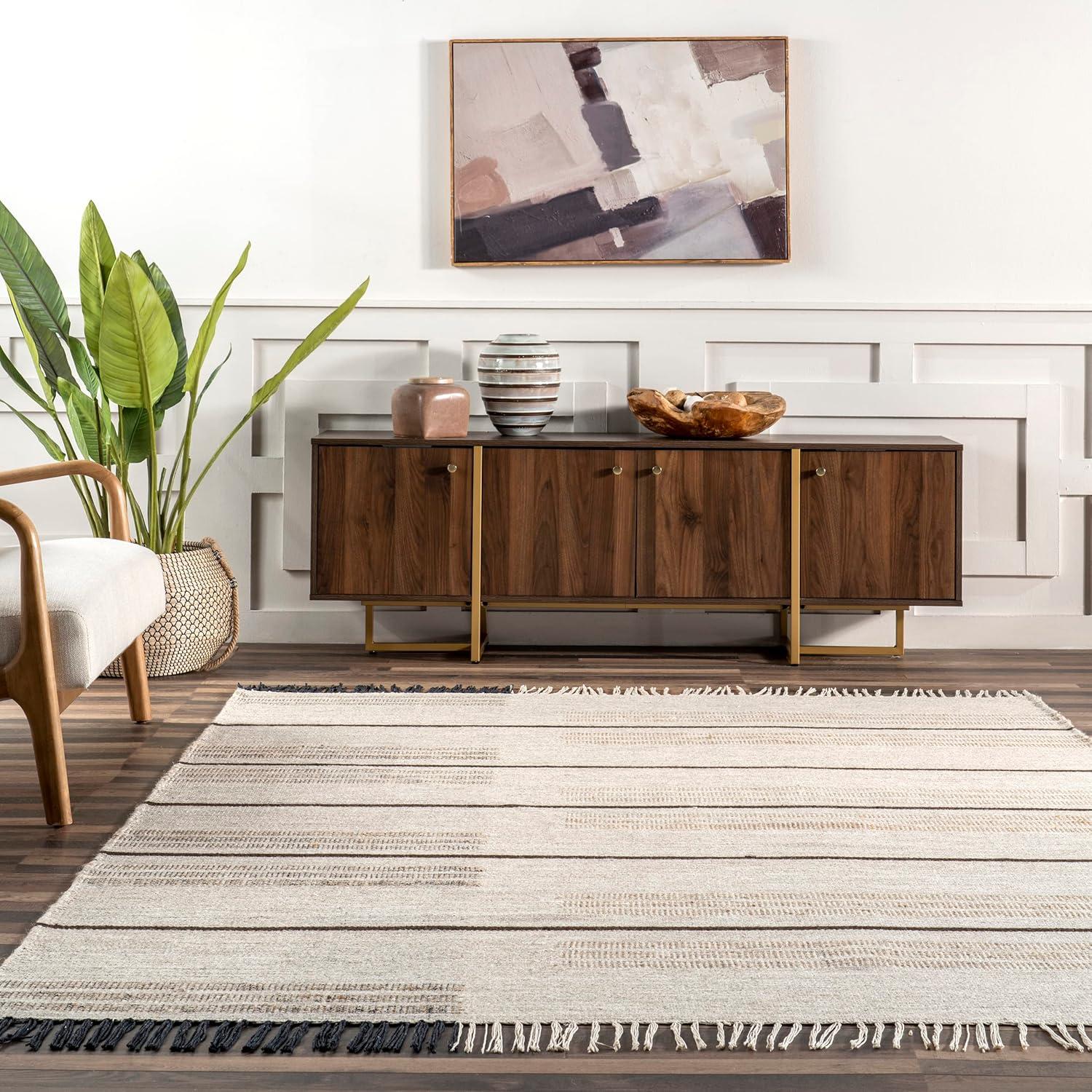 Nuloom Nicky Contemporary Striped Wool Tassel Indoor Area Rug