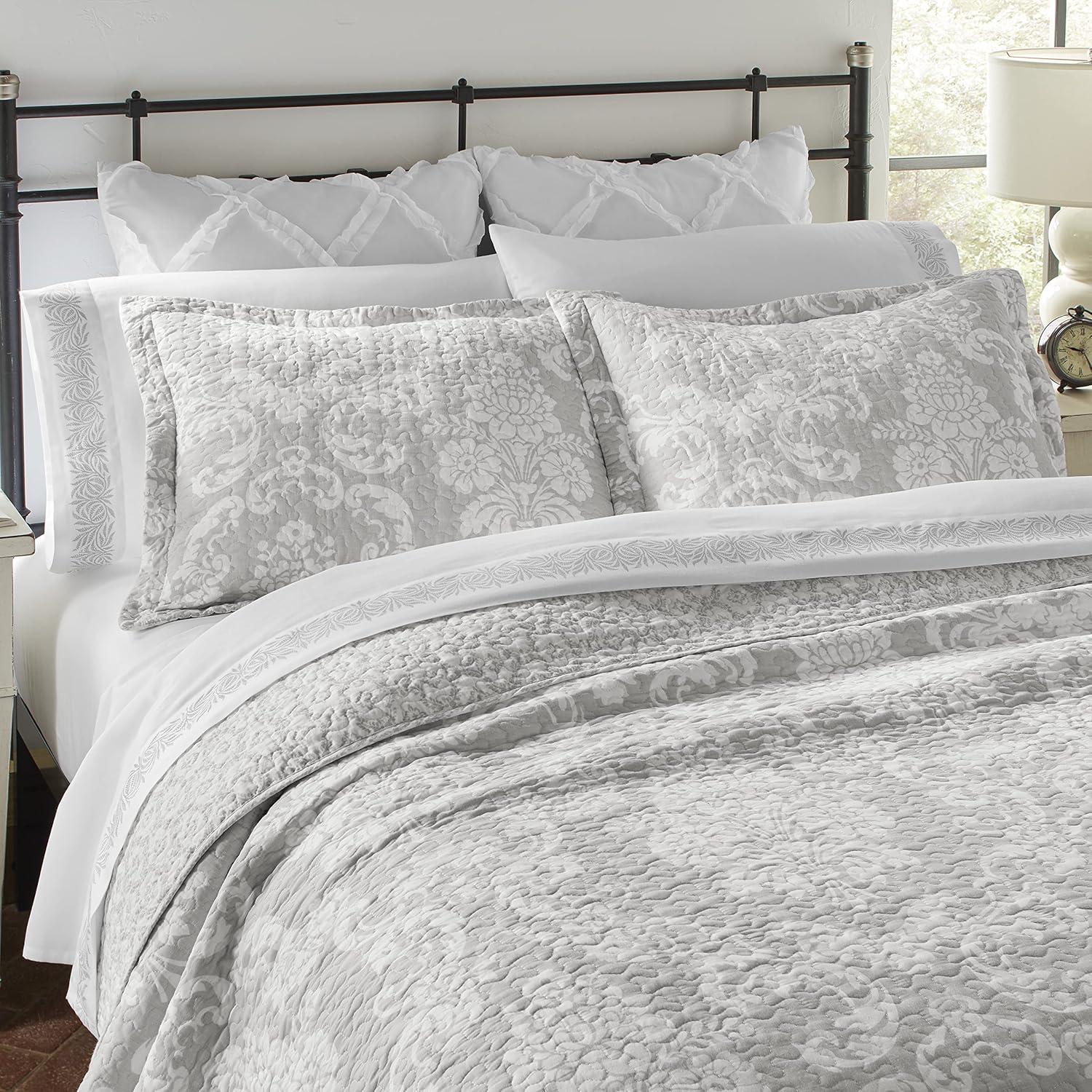Laura Ashley Celina Patchwork Laura Ashley Reversible Cotton Quilt Set