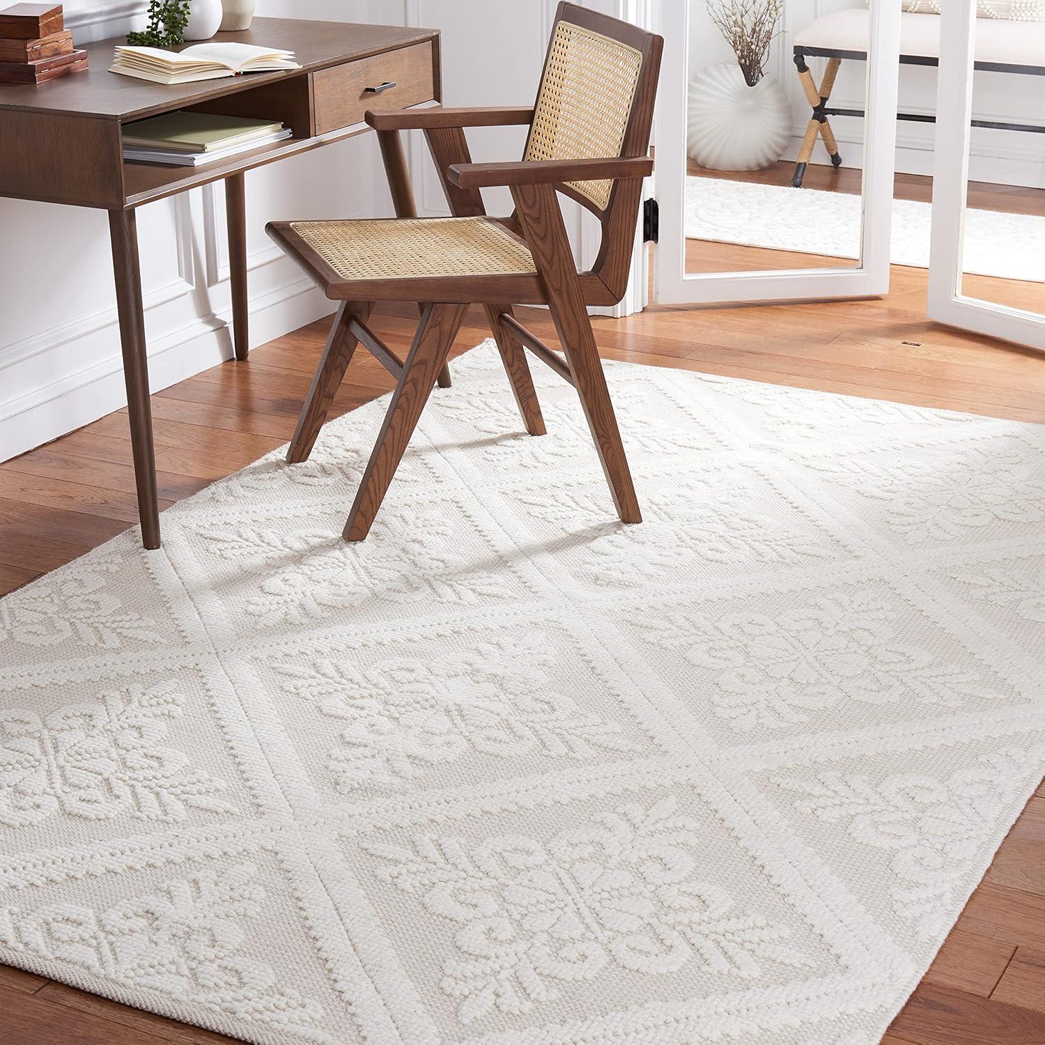 Ivory Handwoven Wool and Cotton 10' x 14' Area Rug