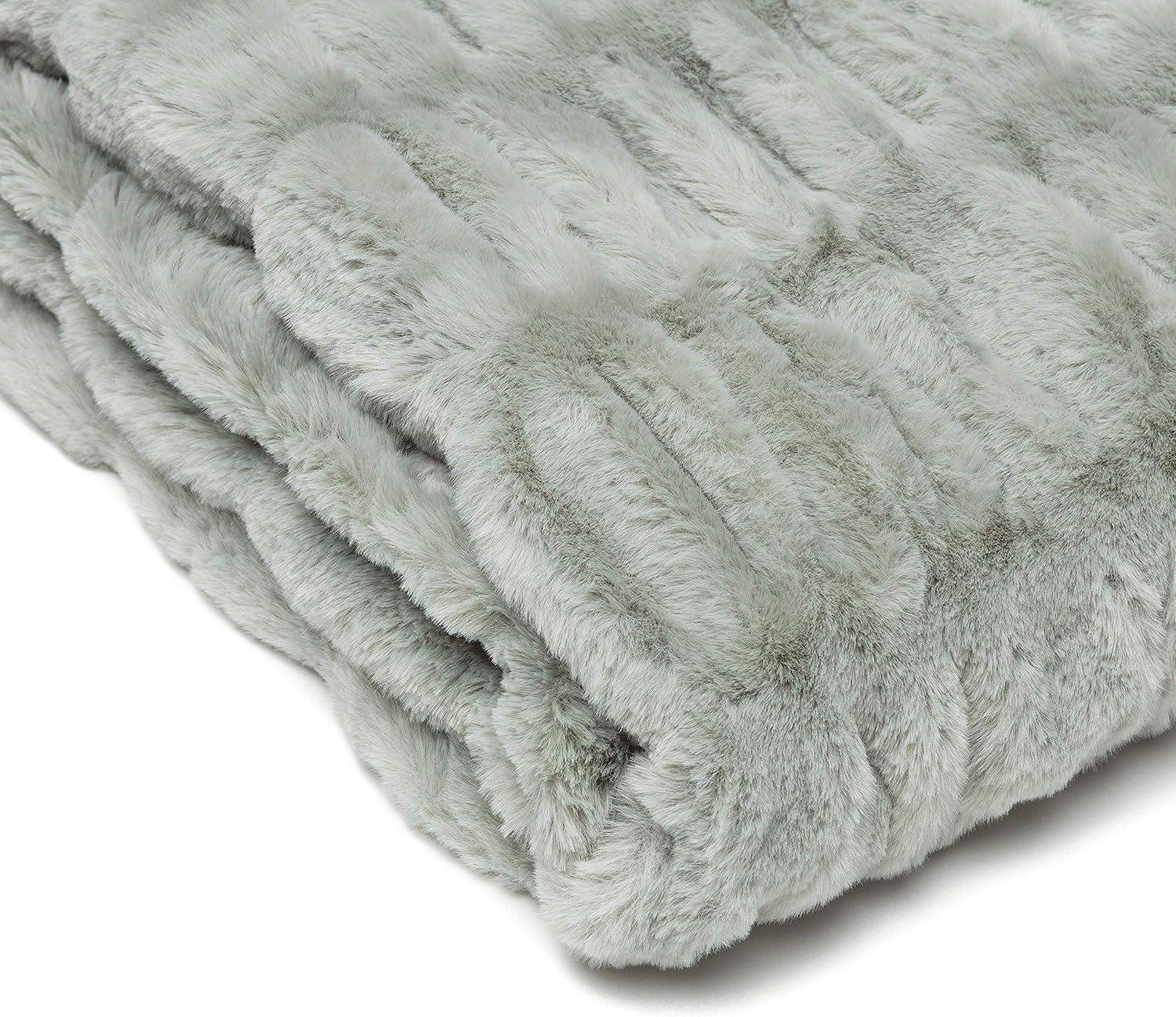 Chanasya Faux Fur Throw