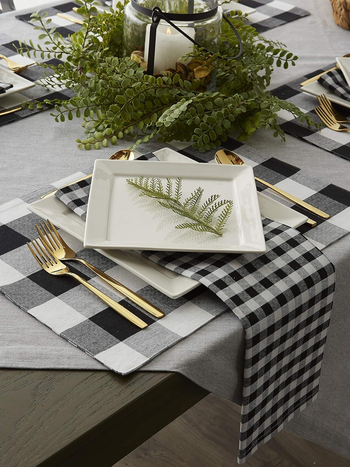 Black/White Reversible Gingham/Buffalo Check Placemat Set