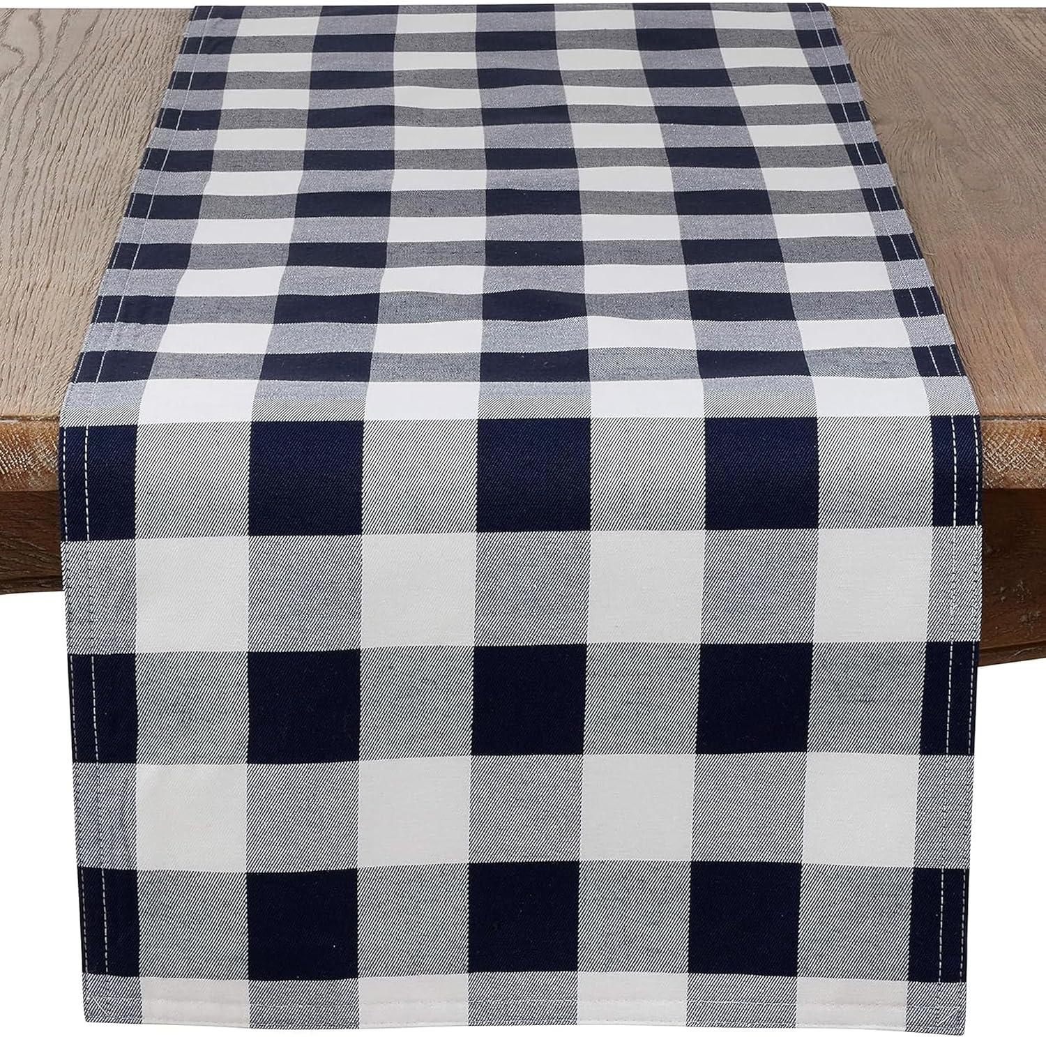 Saro Lifestyle Cotton And Poly Blend Table Runner With Plaid Design