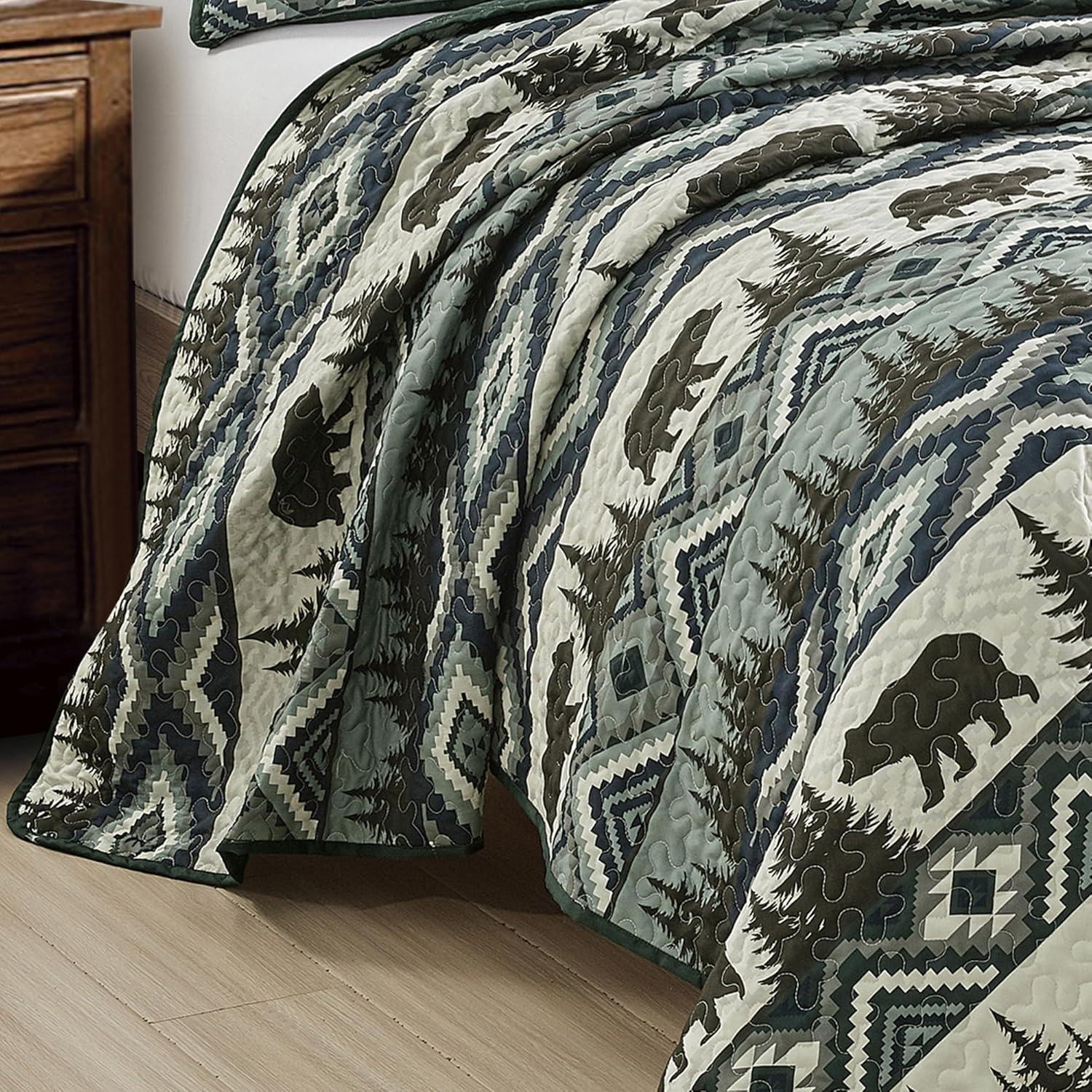 ESCA Farmhouse Boho Brown Bears Bedspread with 2 Pillow Shams - Full/Queen Size, 3-Piece Brown Rustic Cabin Lodge Quilt Set