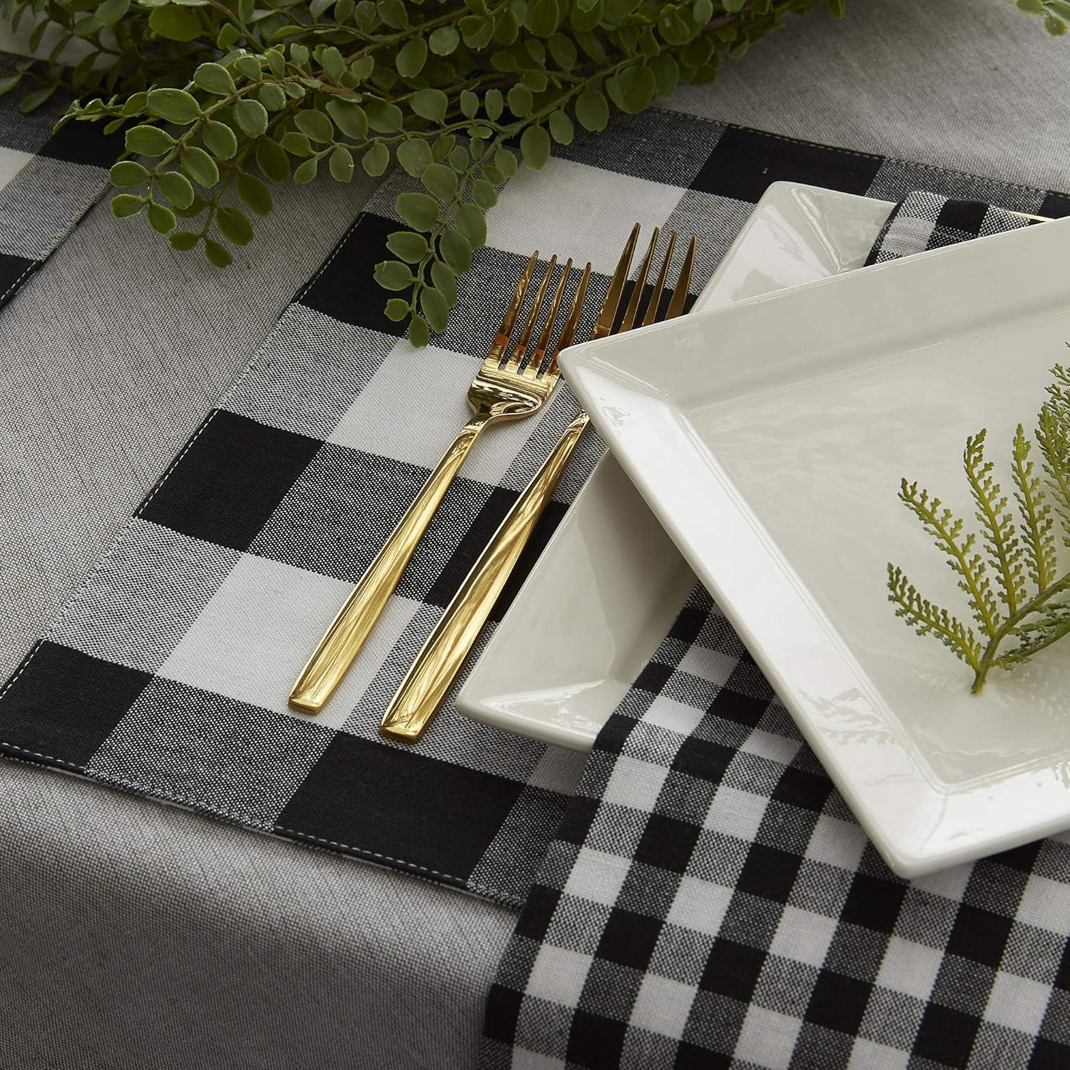 Black/White Reversible Gingham/Buffalo Check Placemat Set