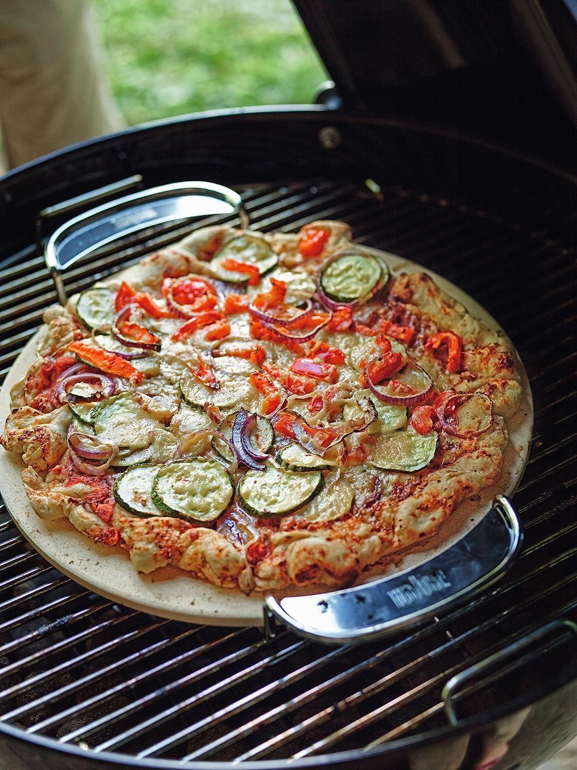 Beige Cordierite Pizza Stone with Metal Carry Rack