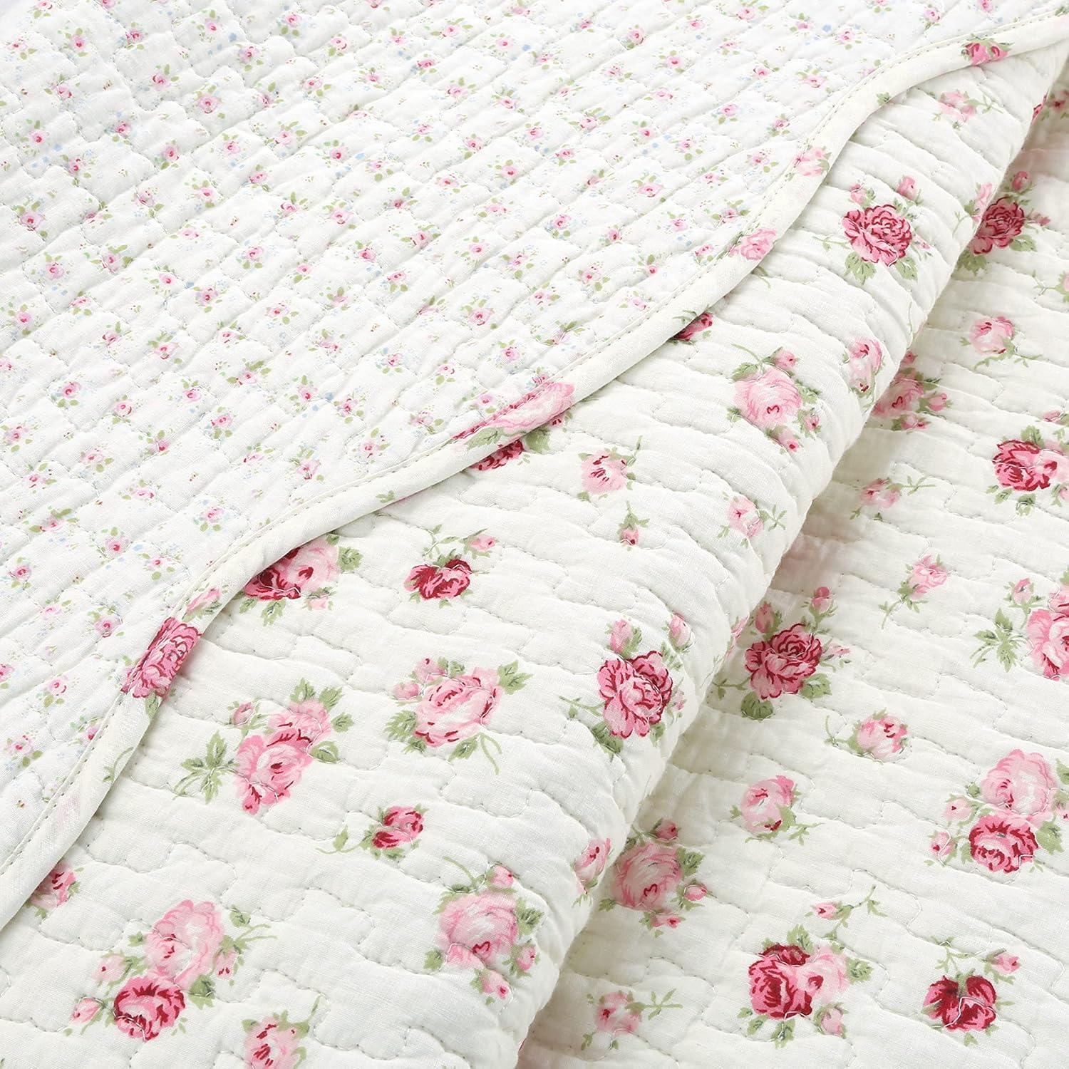 Soft Subtle Ditsy Rose Floral Garden 3-Piece Pink Cream Scalloped Shabby Chic Cotton Queen Quilt Bedding Set