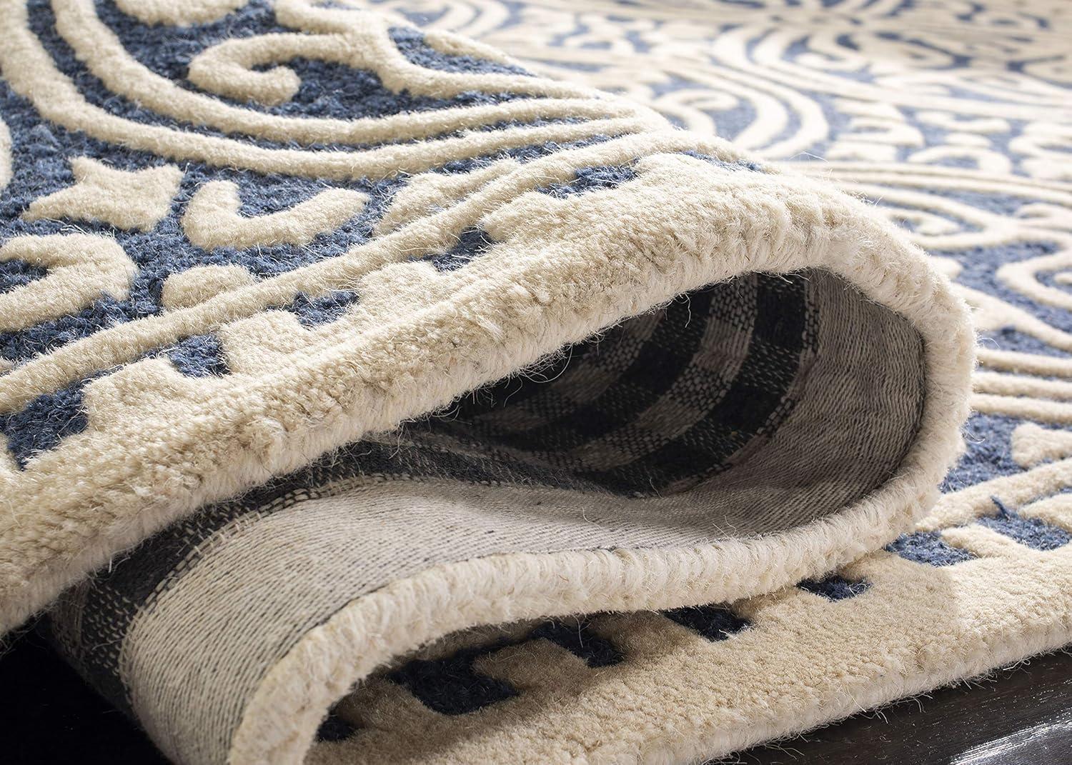 Cambridge CAM123 Hand Tufted Area Rug  - Safavieh