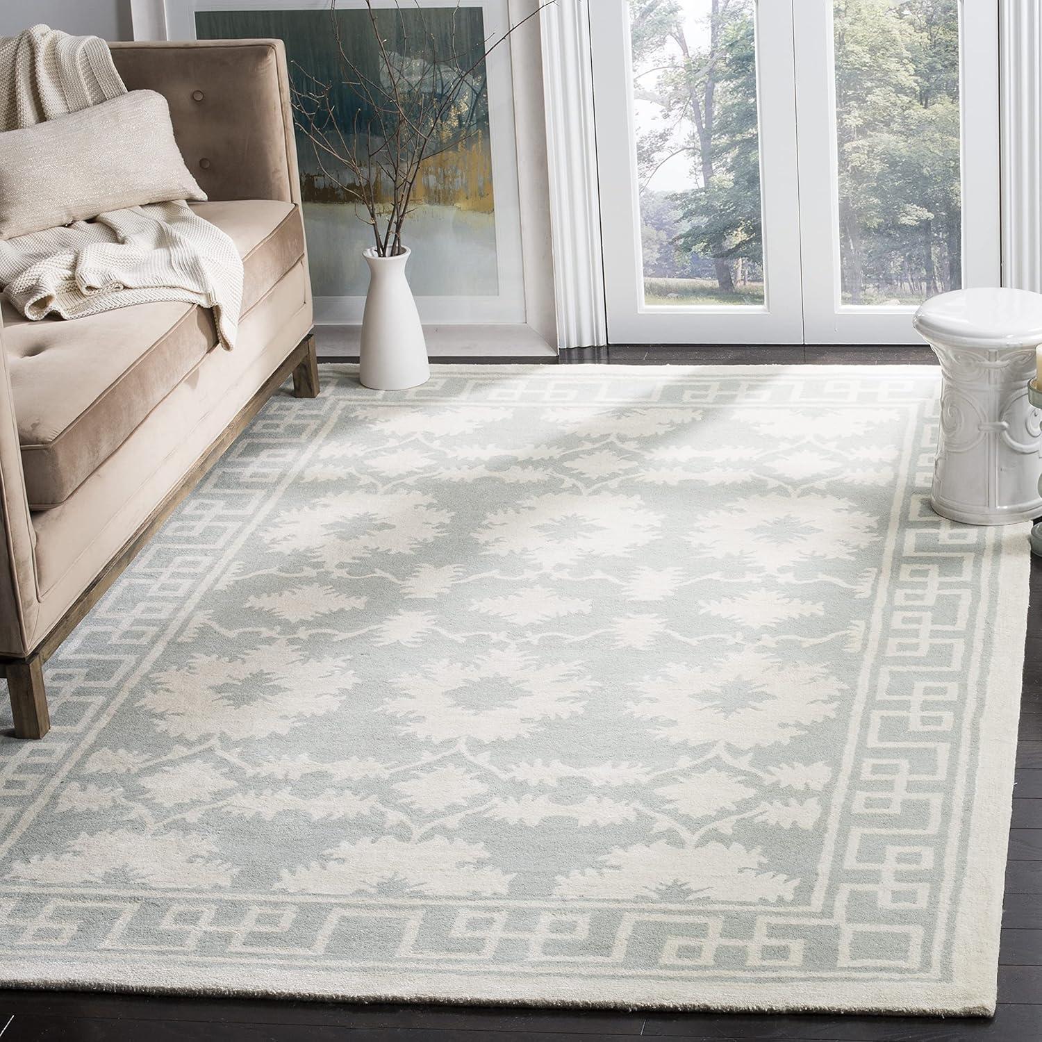 Grey and Ivory Hand-Tufted Wool 4' x 6' Area Rug