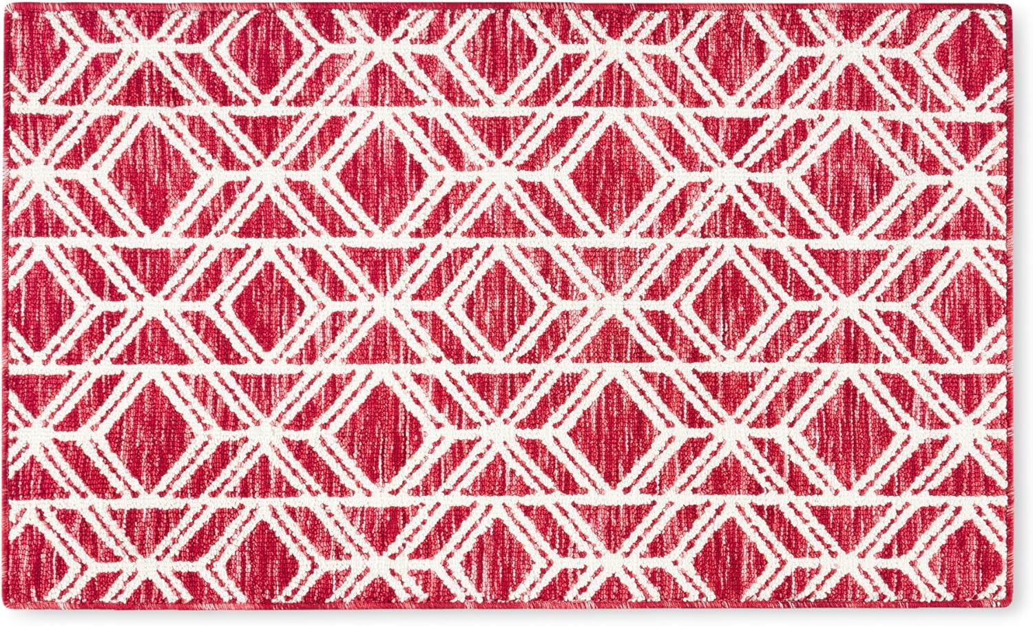 Town & Country Living TOWN & COUNTRY EVERYDAY Walker Modern Diamond Everwash Non-Slip Backing Kitchen Mat