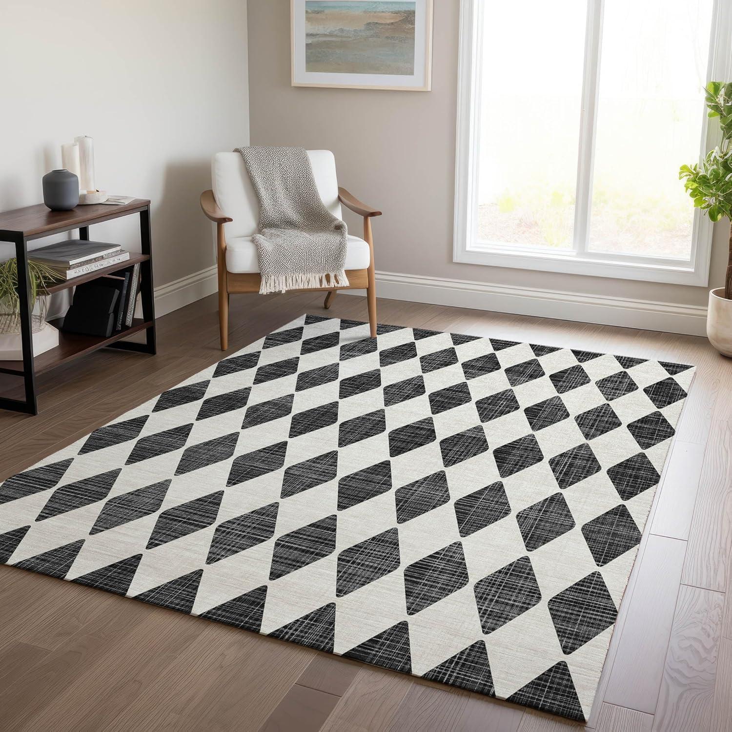 Chantille ACN578 Black 5 ft. x 7 ft. 6 in. Machine Washable Indoor/Outdoor Geometric Area Rug