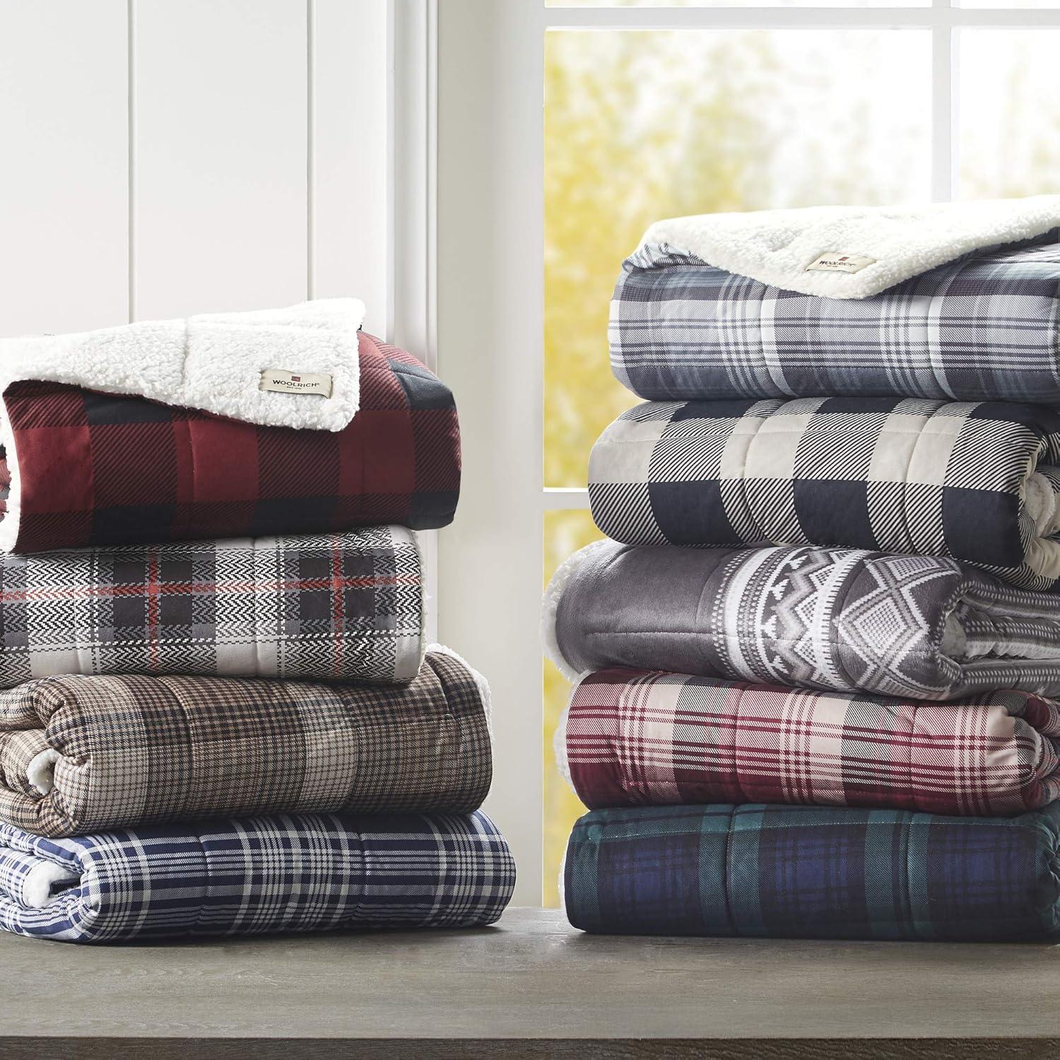 Woolrich Tasha Oversized Sofstpun Down Alternative Throw