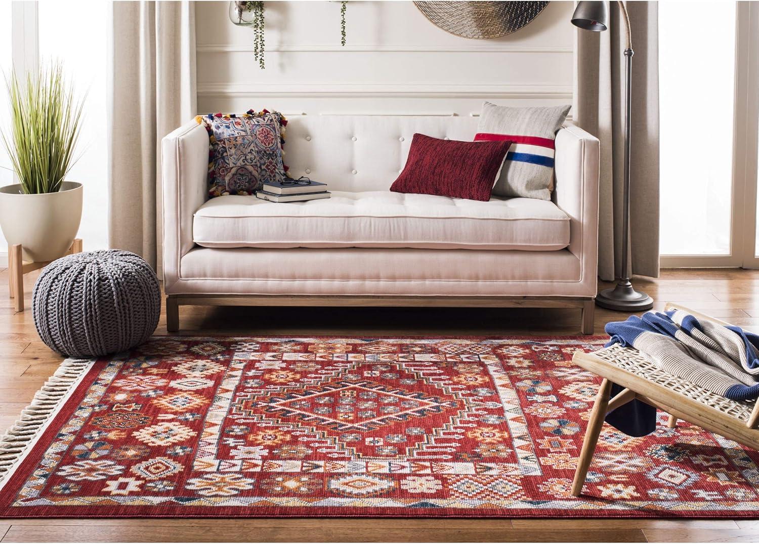 Farmhouse FMH814 Power Loomed Area Rug  - Safavieh