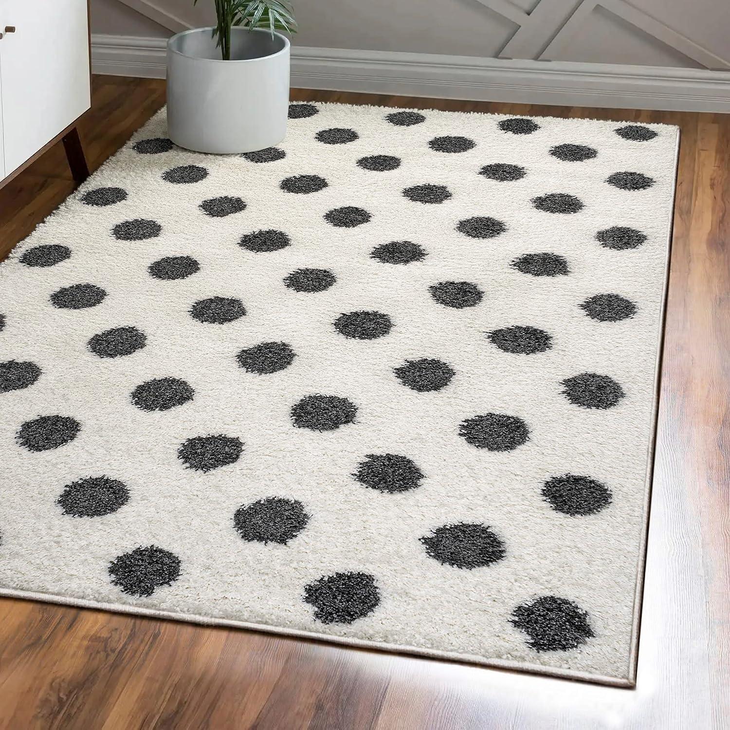 3'x5' Pere Modern Charcoal Dot Shag Area Rug, White/Black - JONATHAN Y
