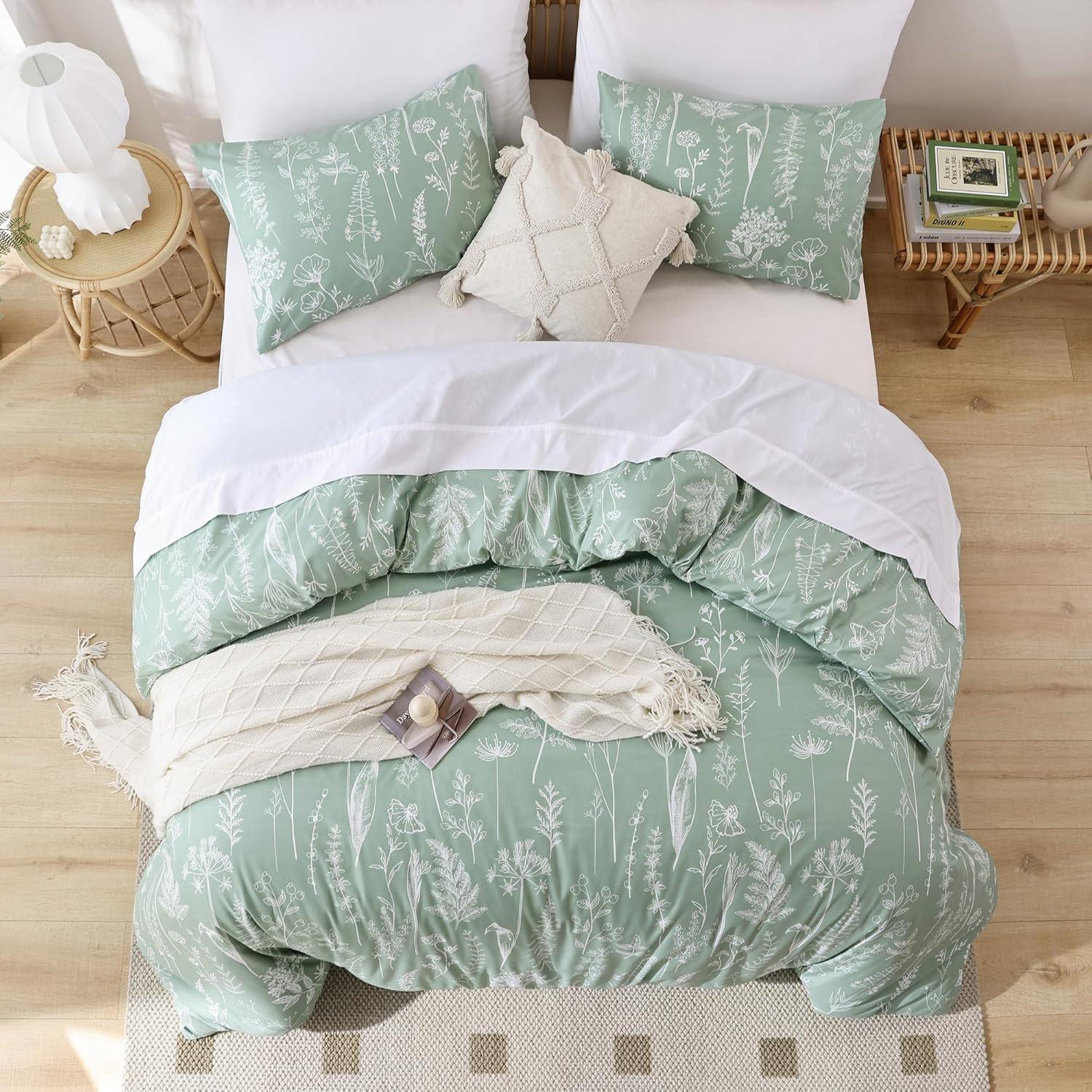 2 Pcs Floral Printed Reversible Sage Green Comforter Set Twin/Twin XL Size Soft Designed Plants Pattern Bedding Set - Bedsure