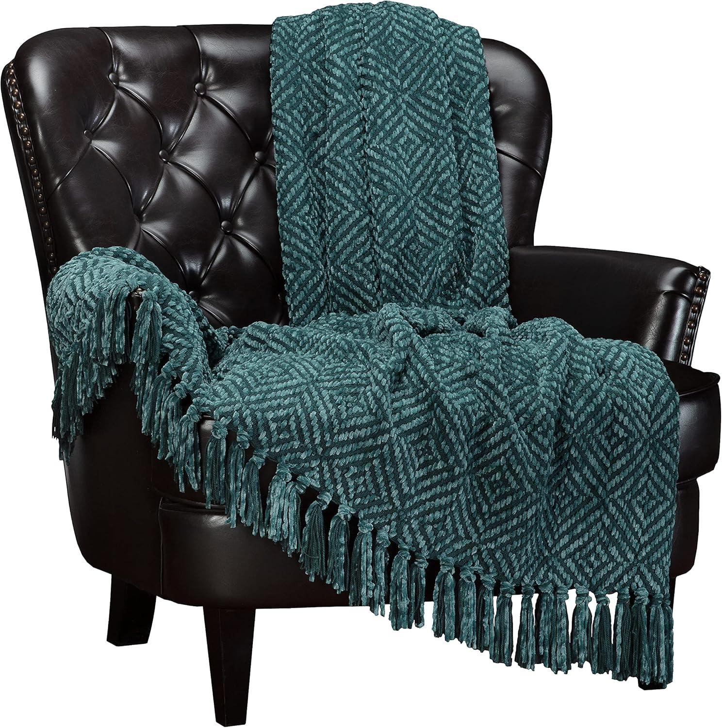 Chanasya Chenille Knit Diamond Textured Decorative Throw Blanket with Tassels