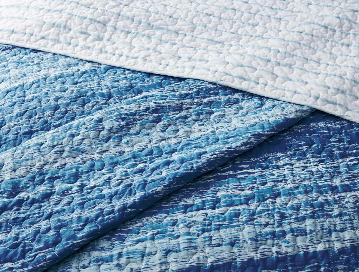 DESIGN STUDIO Ocean Stripe Blue All-Season Reversible Cotton Quilt Set